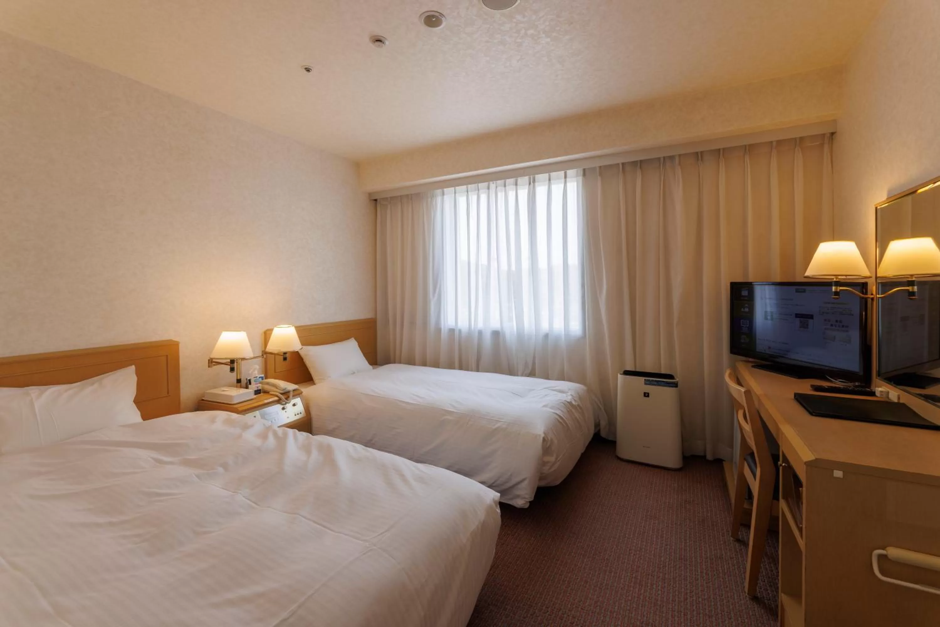 Twin Room - Smoking in Shimonoseki Station West Washington Hotel Plaza