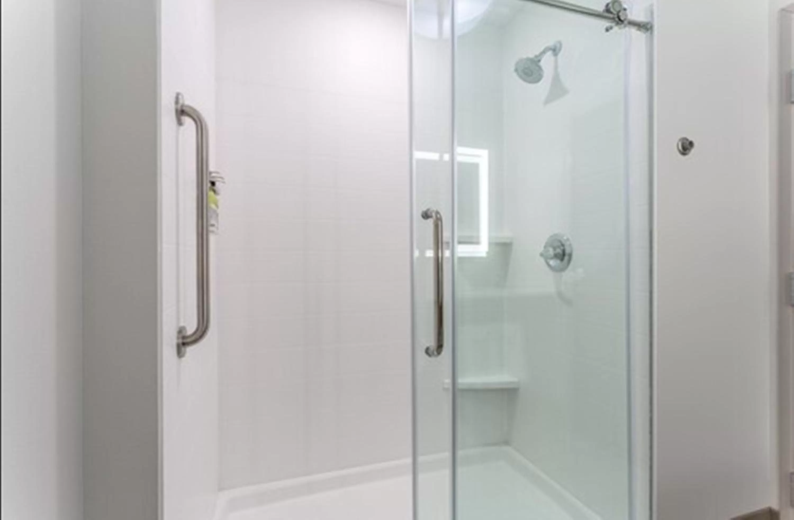 Standard King Room in Holiday Inn Express & Suites Kearney by IHG