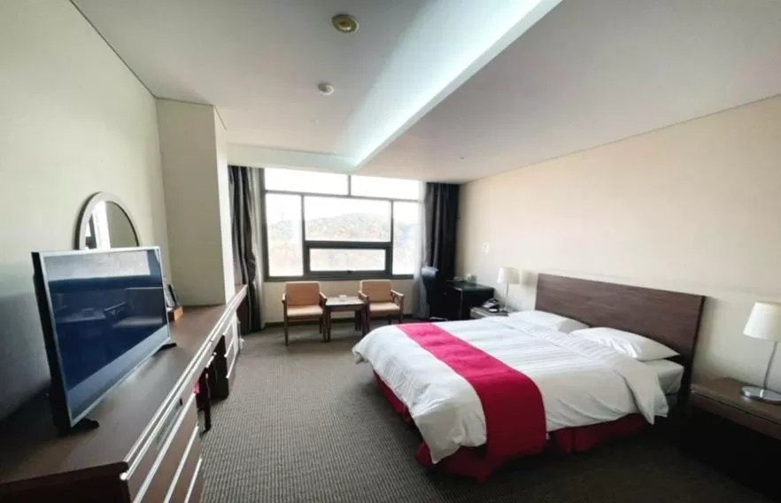 Superior Double Room in Ramada by Wyndham Dongtan