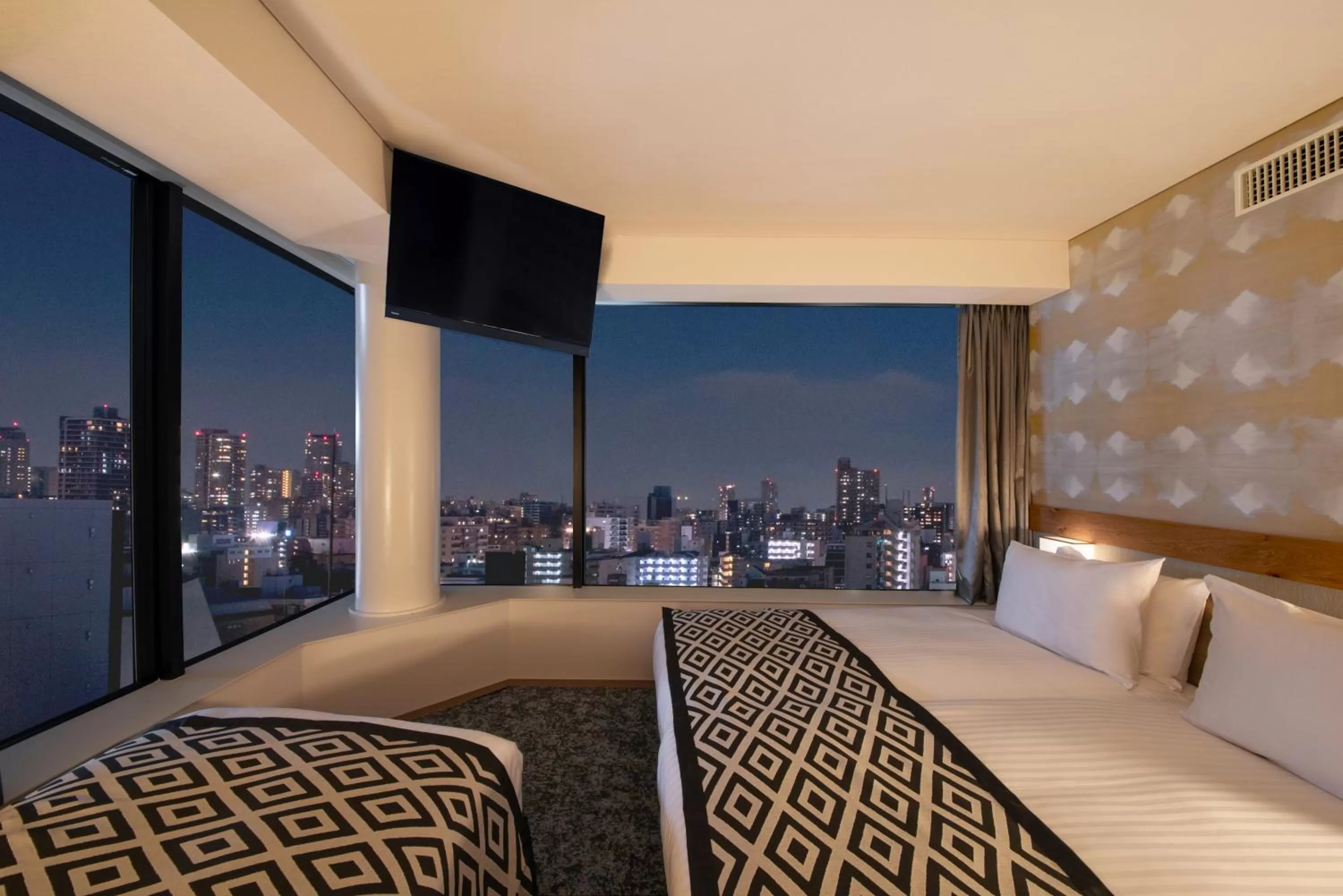 Deluxe Triple Room with Sofa bed - single occupancy in Hotel Vista Osaka Namba