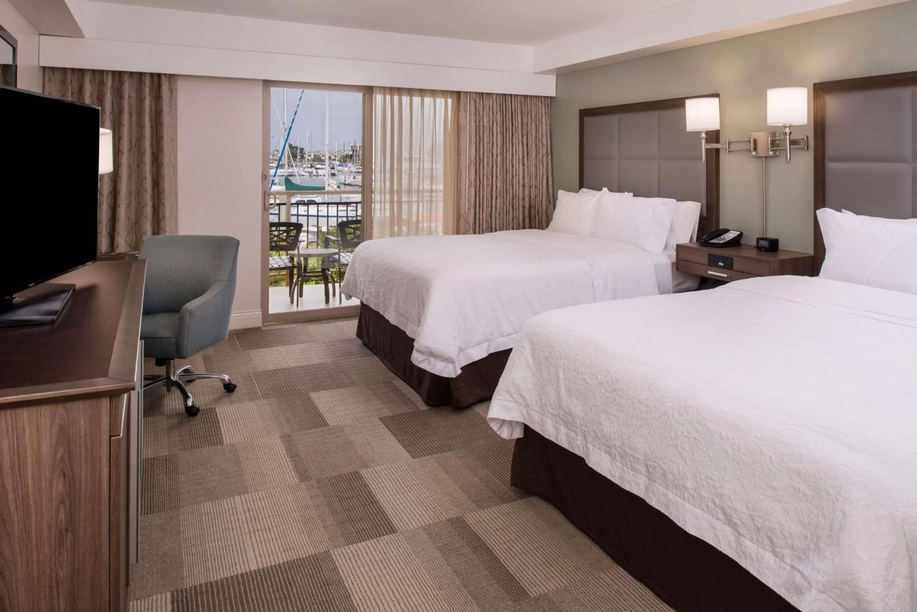 Queen Room with Two Queen Beds and View - Non-Smoking in Hampton Inn Channel Islands Harbor