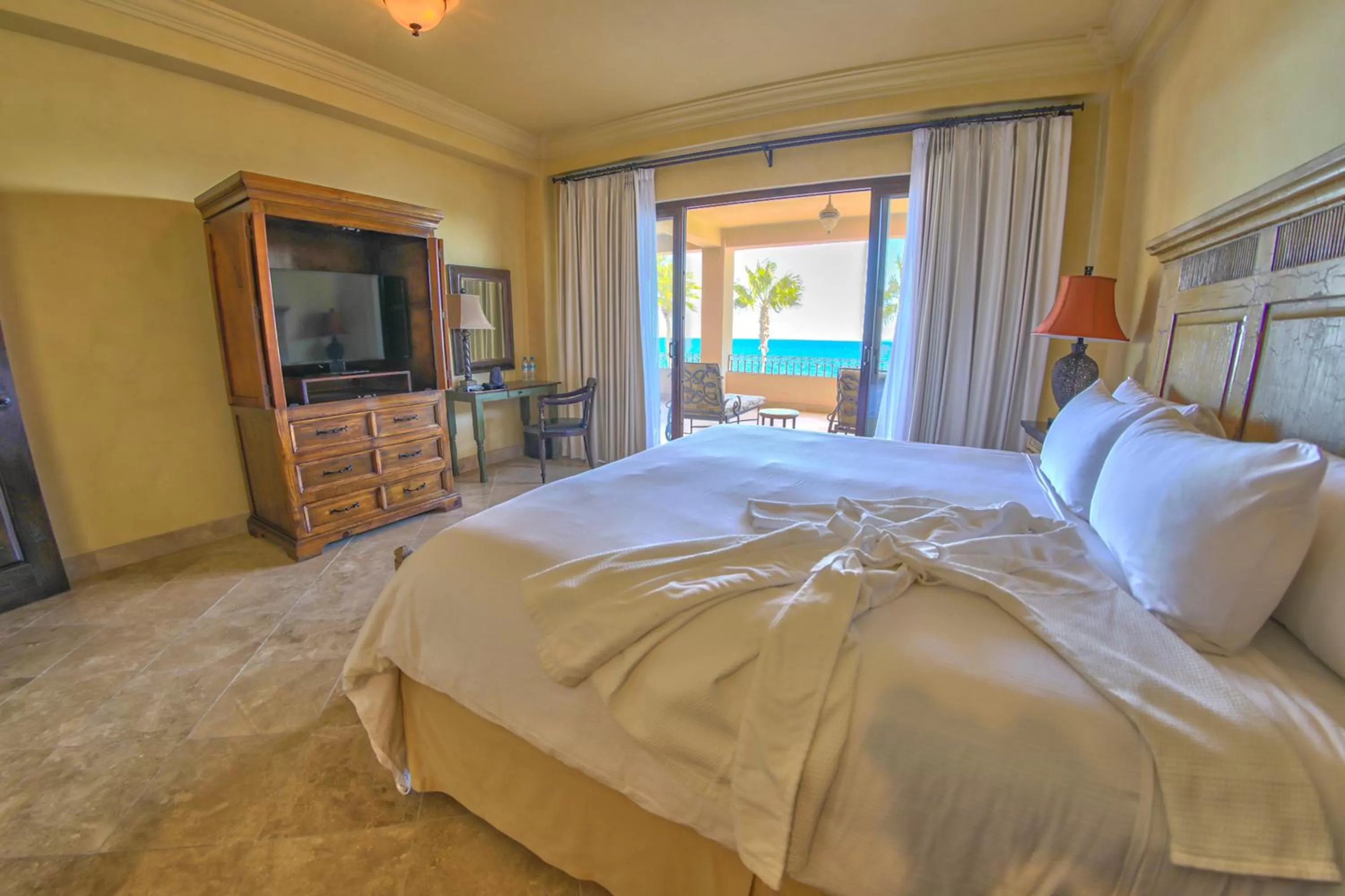 Superior Suite with Ocean View in La Mision Loreto