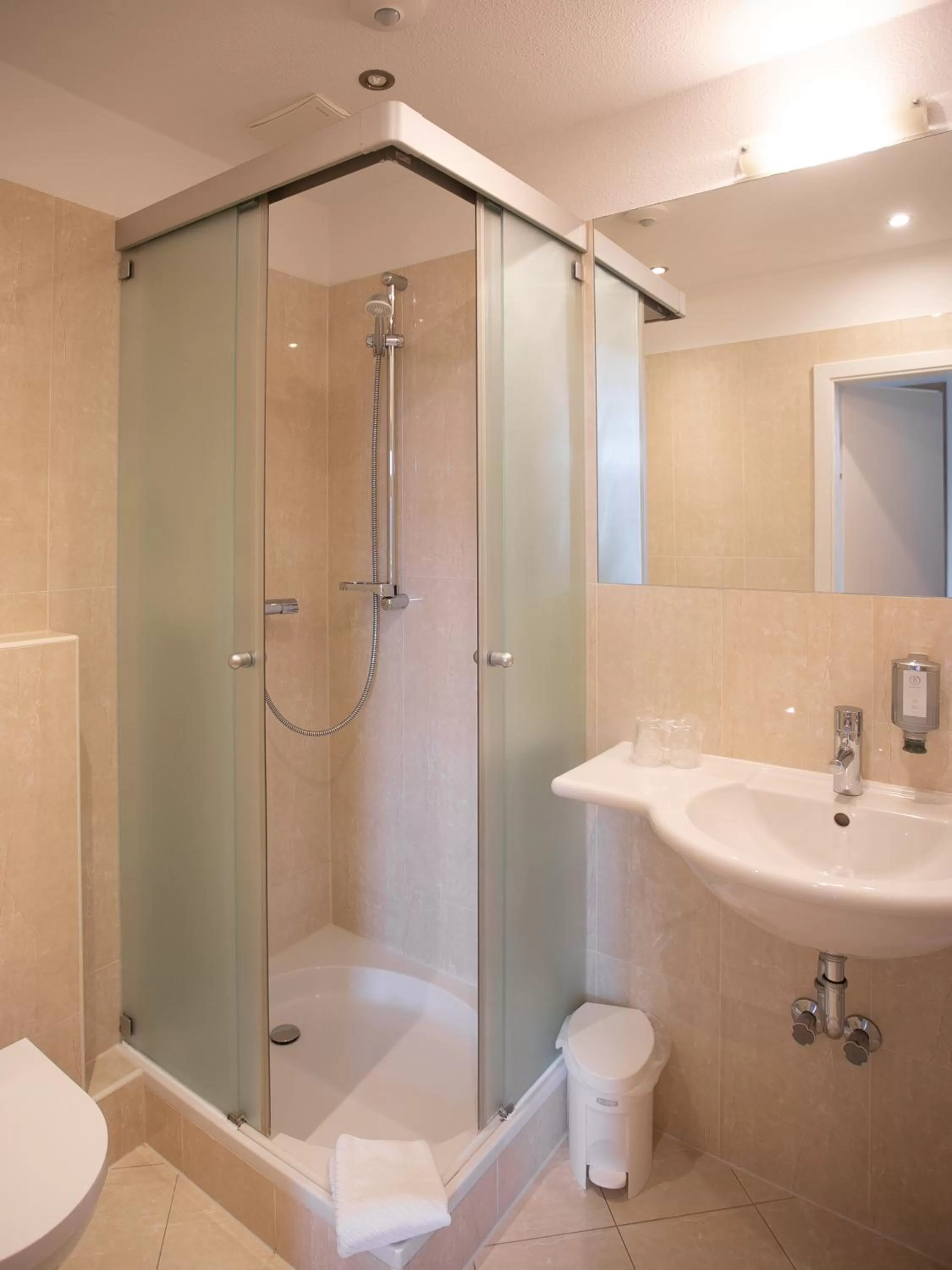 Double Room with Mountain View in Haus Hainstein