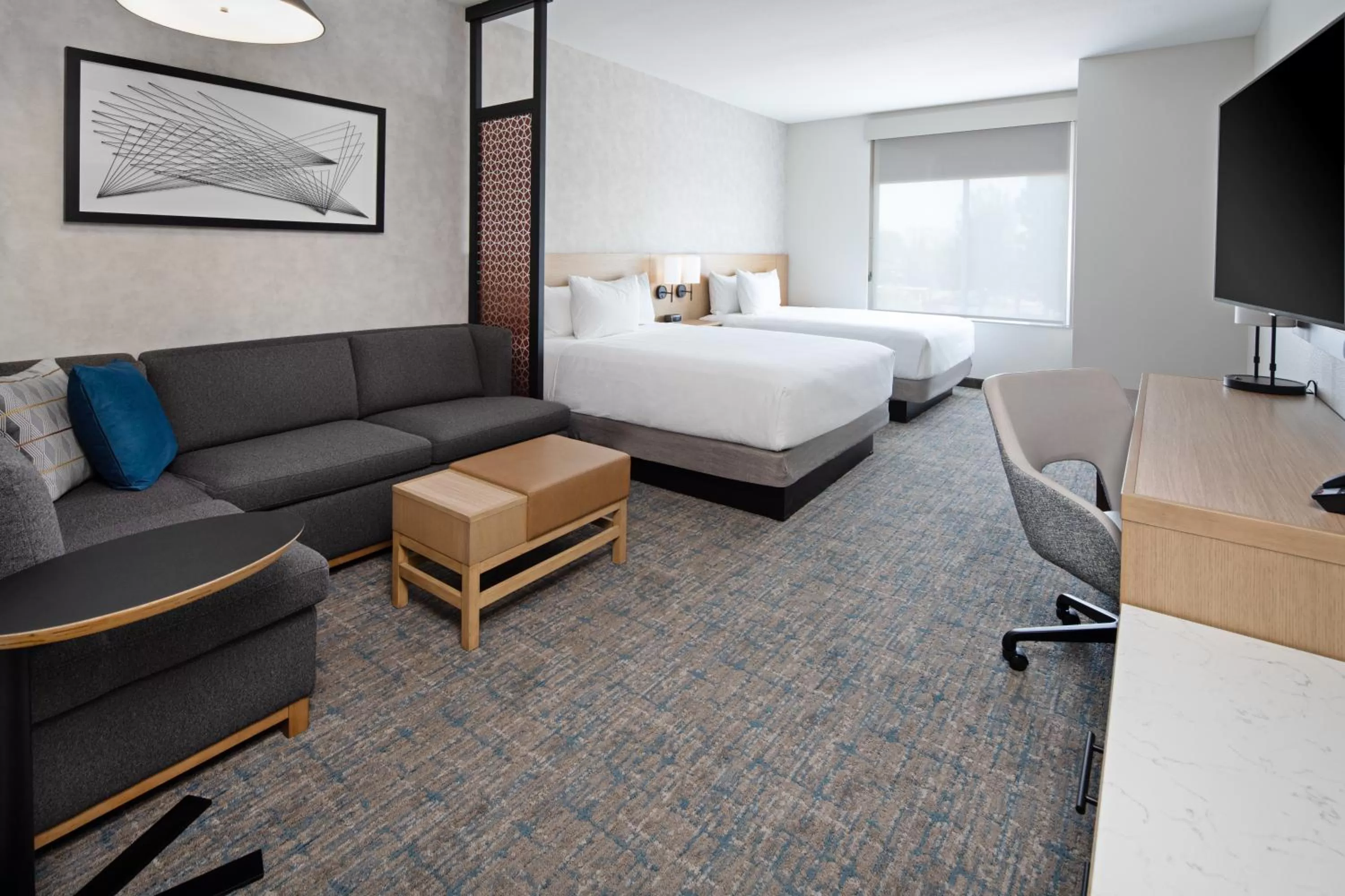 Queen Room with Two Queen Beds and Sofa Bed - High Floor in Hyatt Place Bakersfield