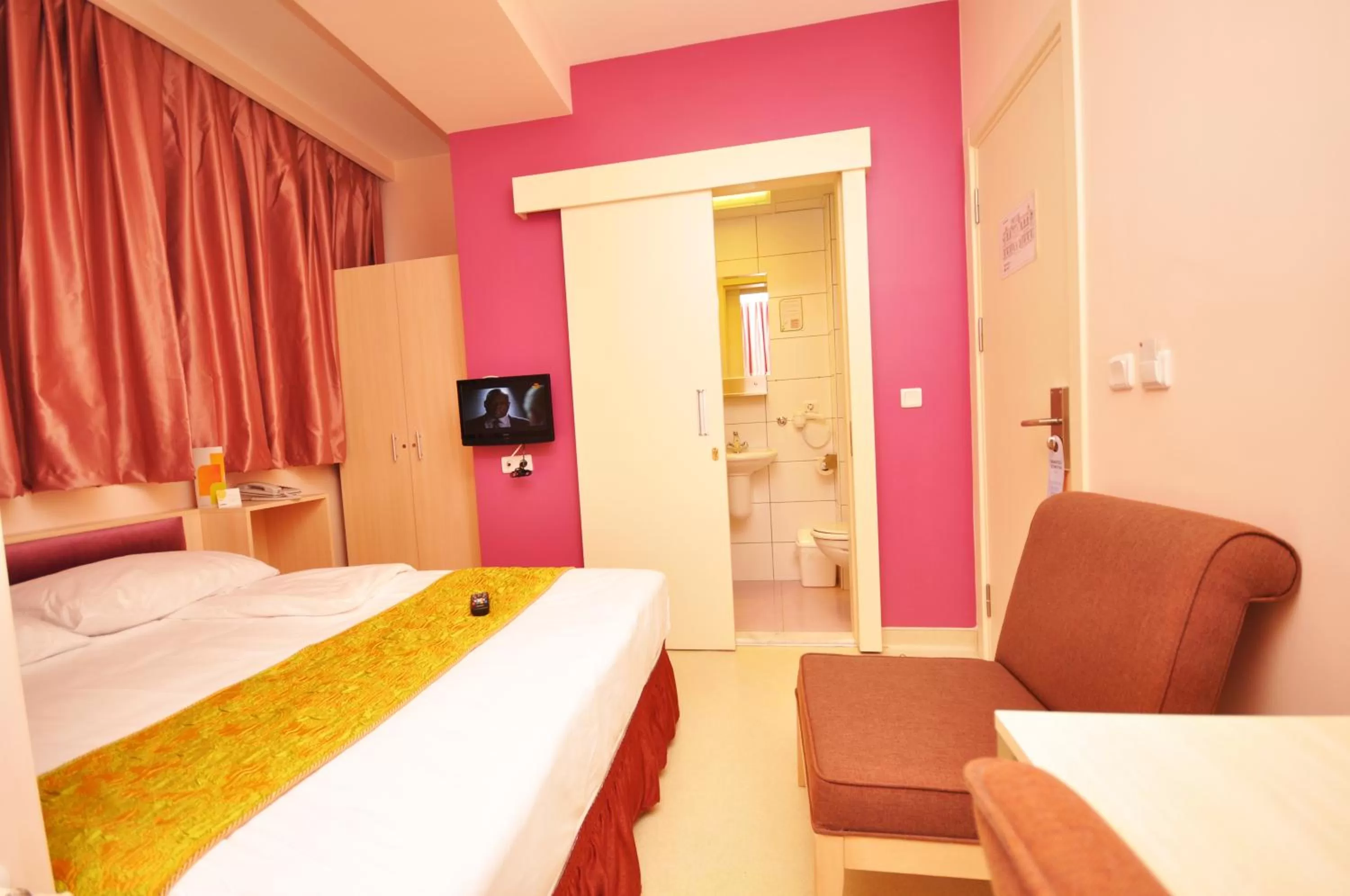 Double or Twin Room in Han Hotel