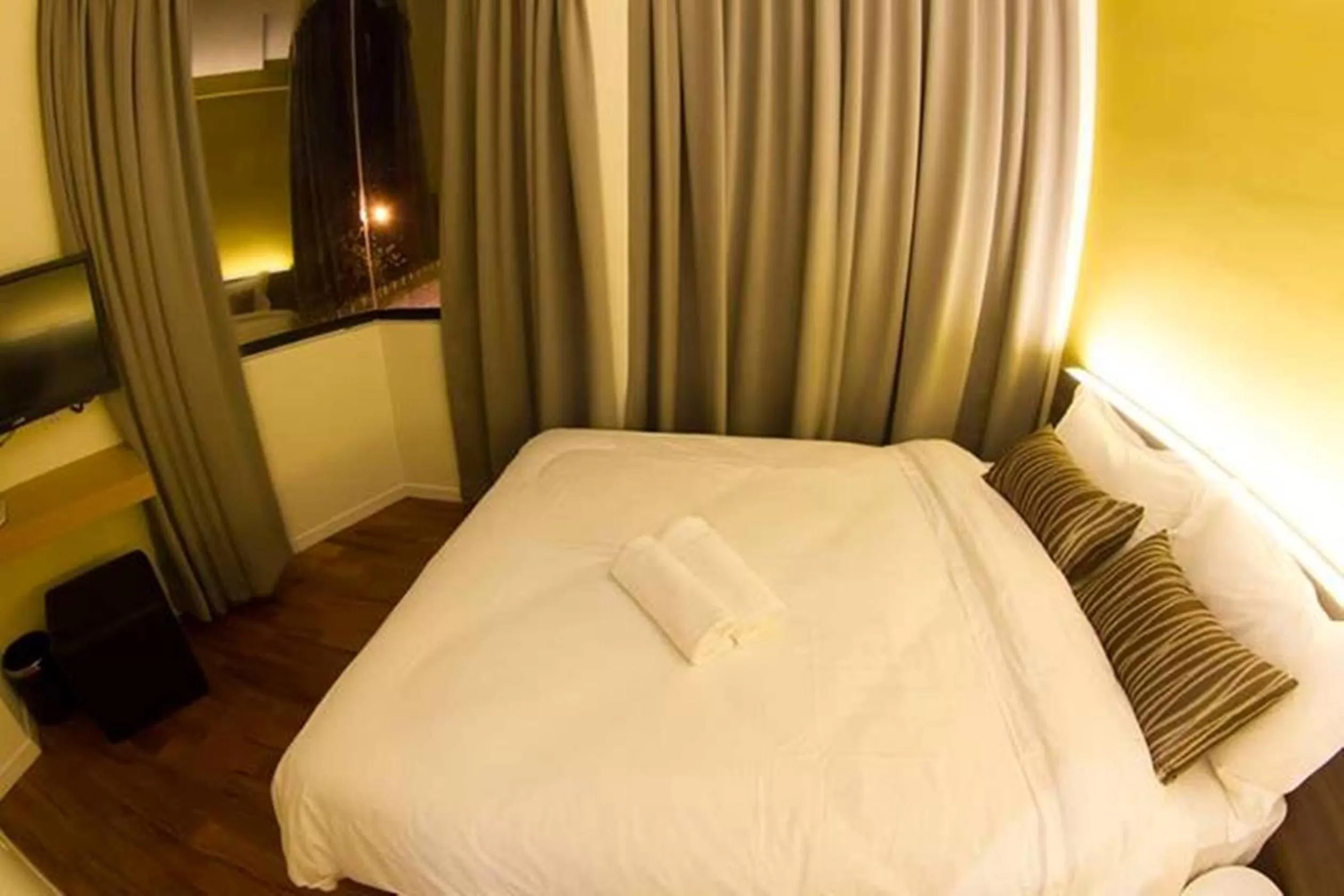 Superior Queen Room in Mood Hotel