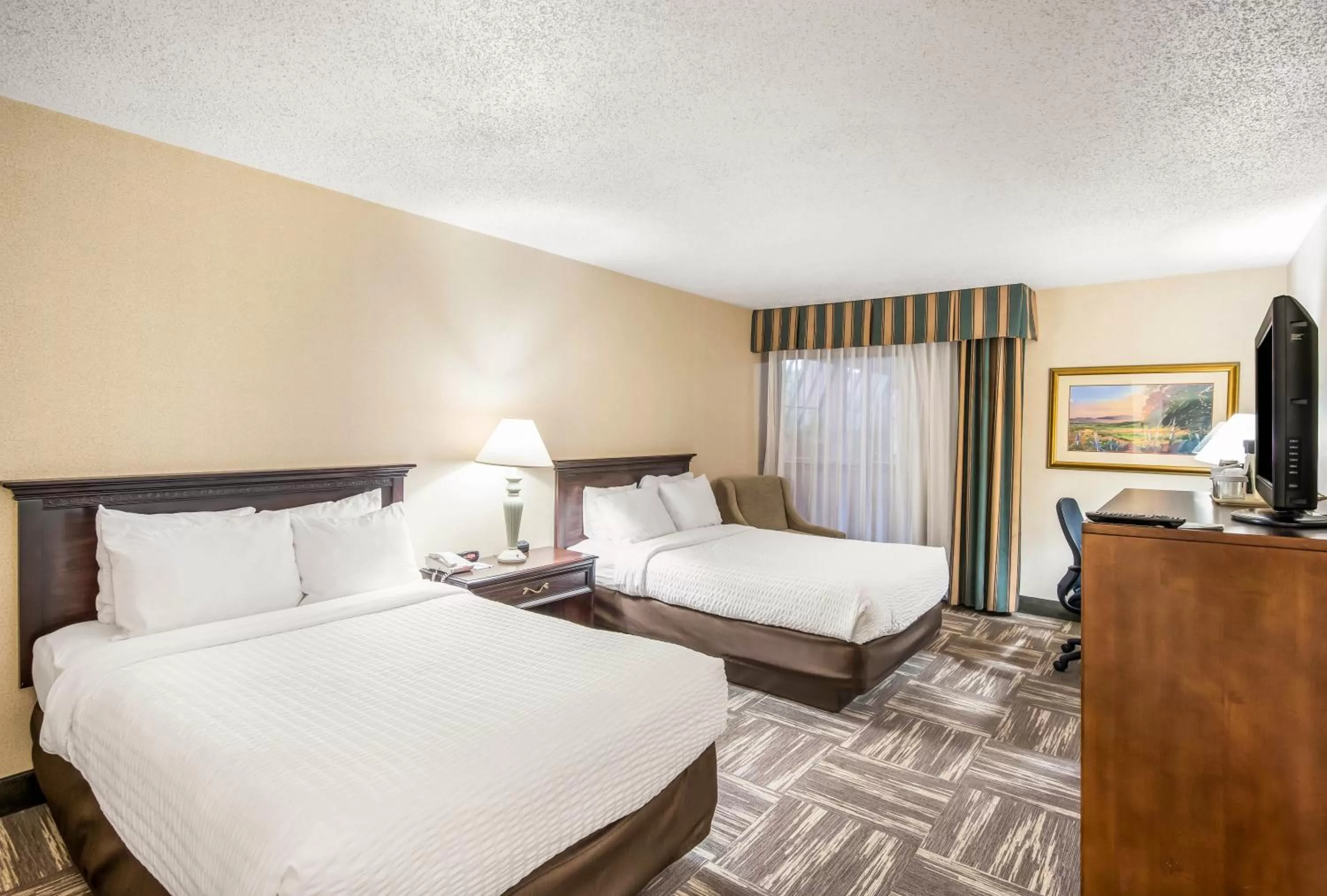 Double Room with Two Double Beds and Atrium View - Non-Smoking/Pet Friendly in Clarion Inn Grand Junction Airport