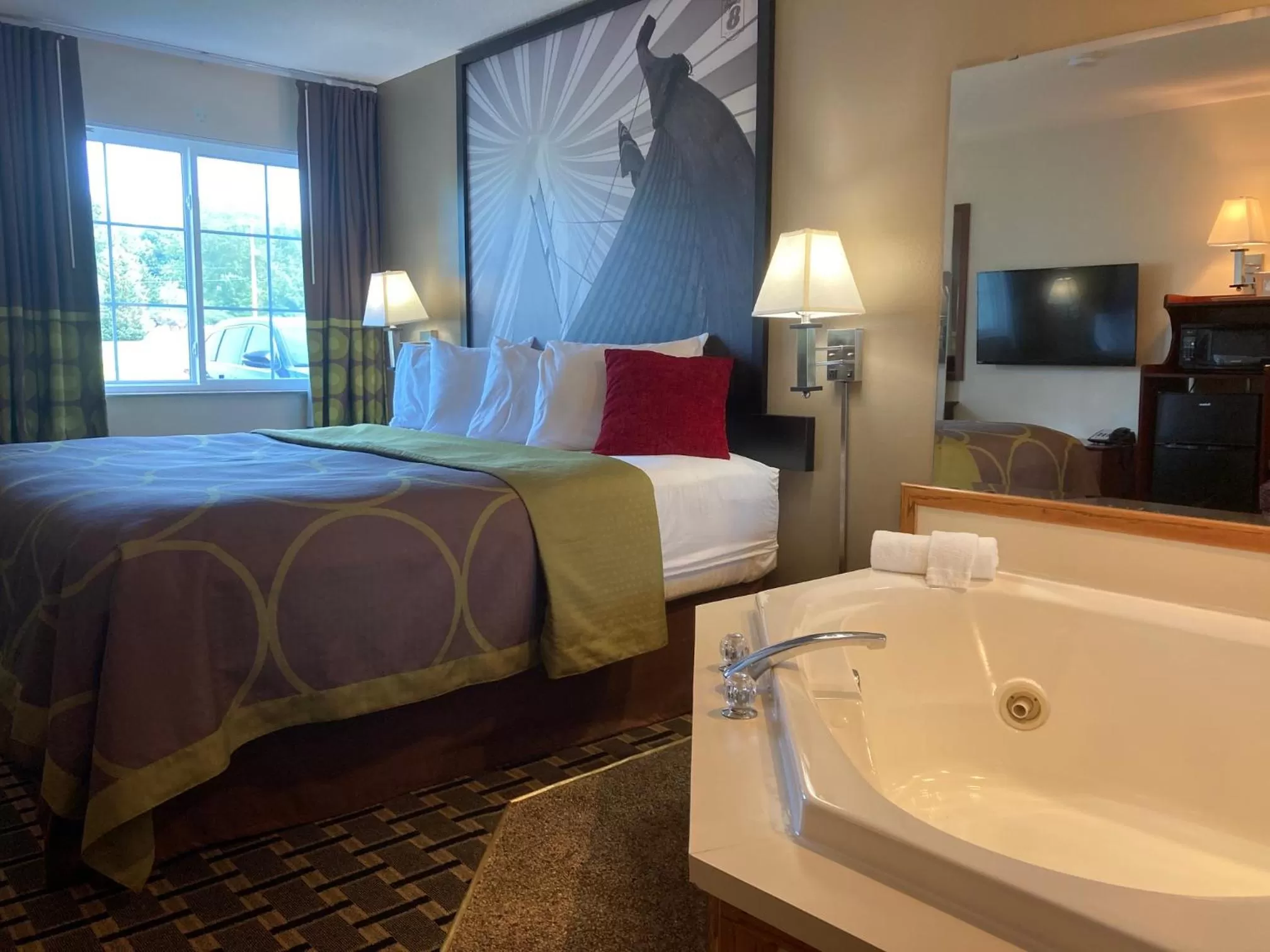 King Suite - Non-Smoking in Super 8 by Wyndham Chisago City