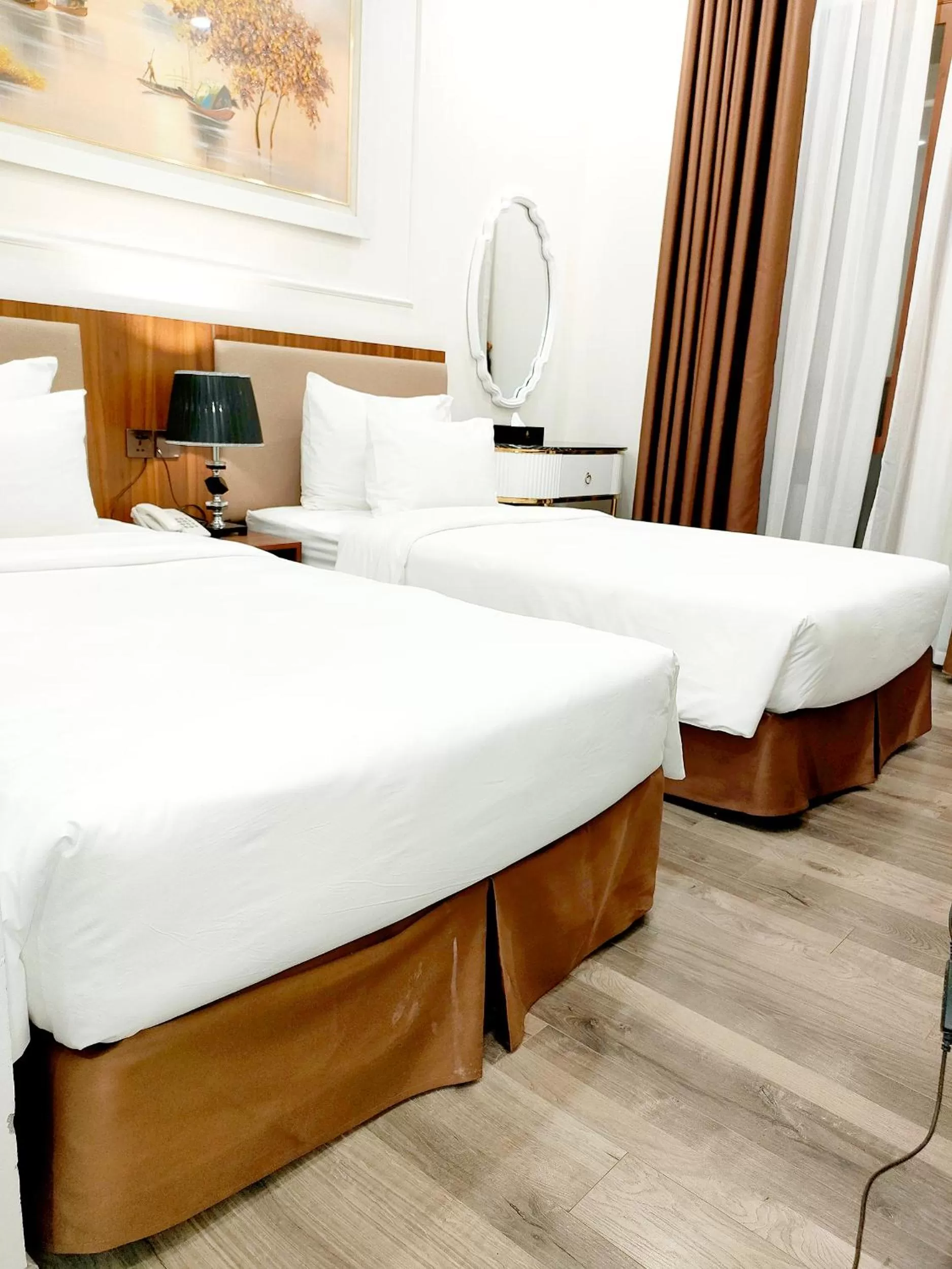 Superior Twin Room in Halong Lavender Hotel