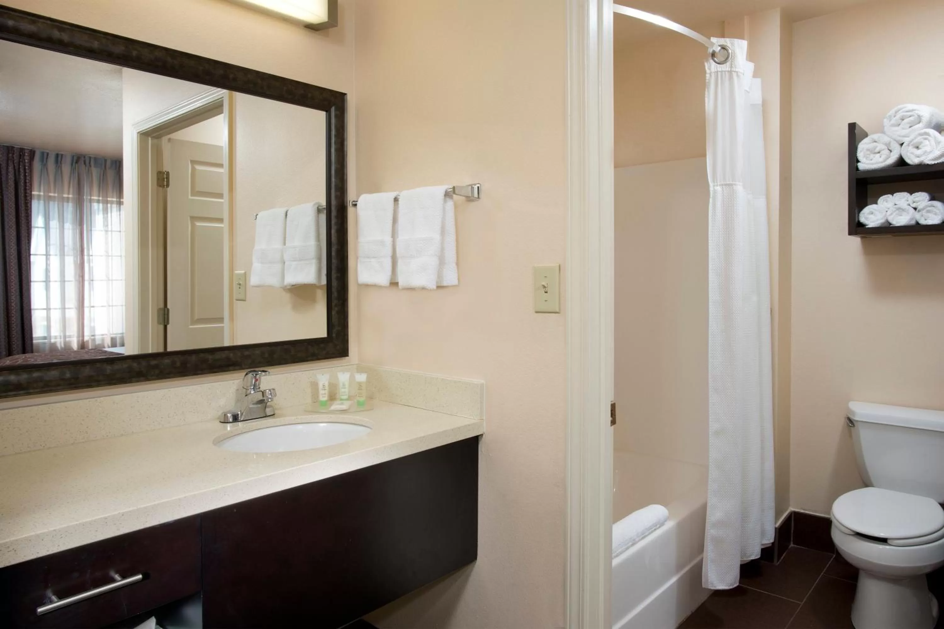 One-Bedroom Queen Suite in Staybridge Suites Myrtle Beach-Fantasy Harbour by IHG