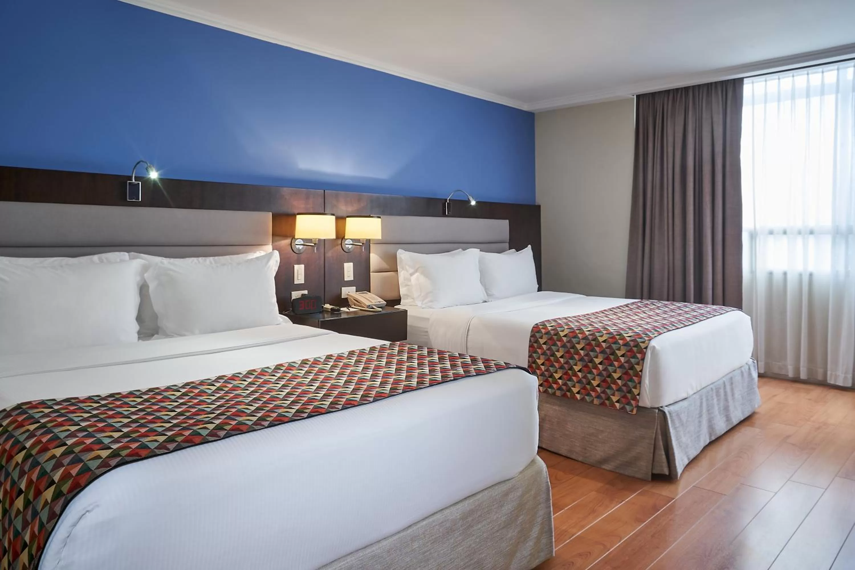 Executive Suite with Two Queen Beds and Sofa in Oro Verde Guayaquil