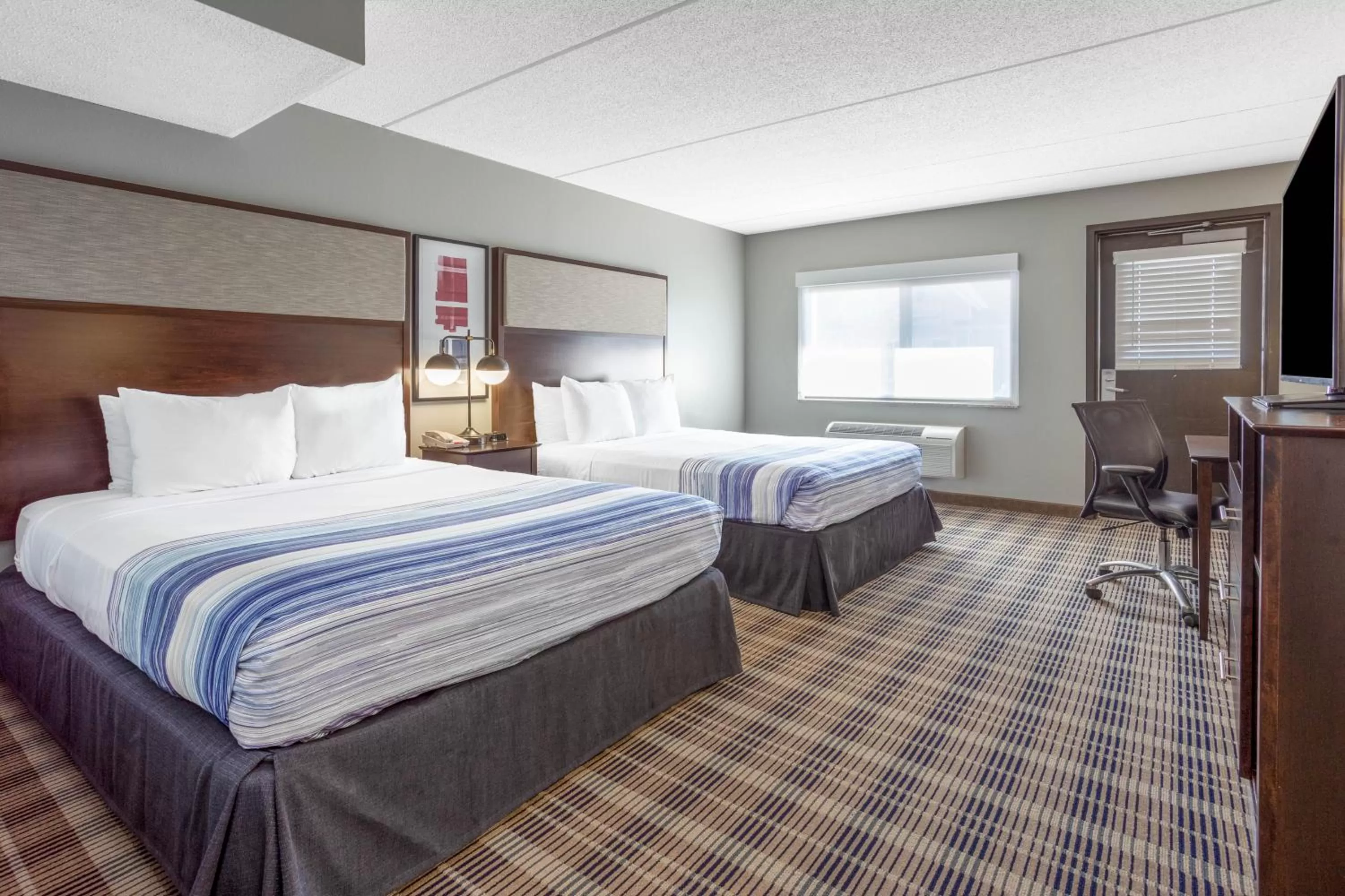 Deluxe Double Room - Mobility Access/Non-Smoking in AmericInn by Wyndham Madison South