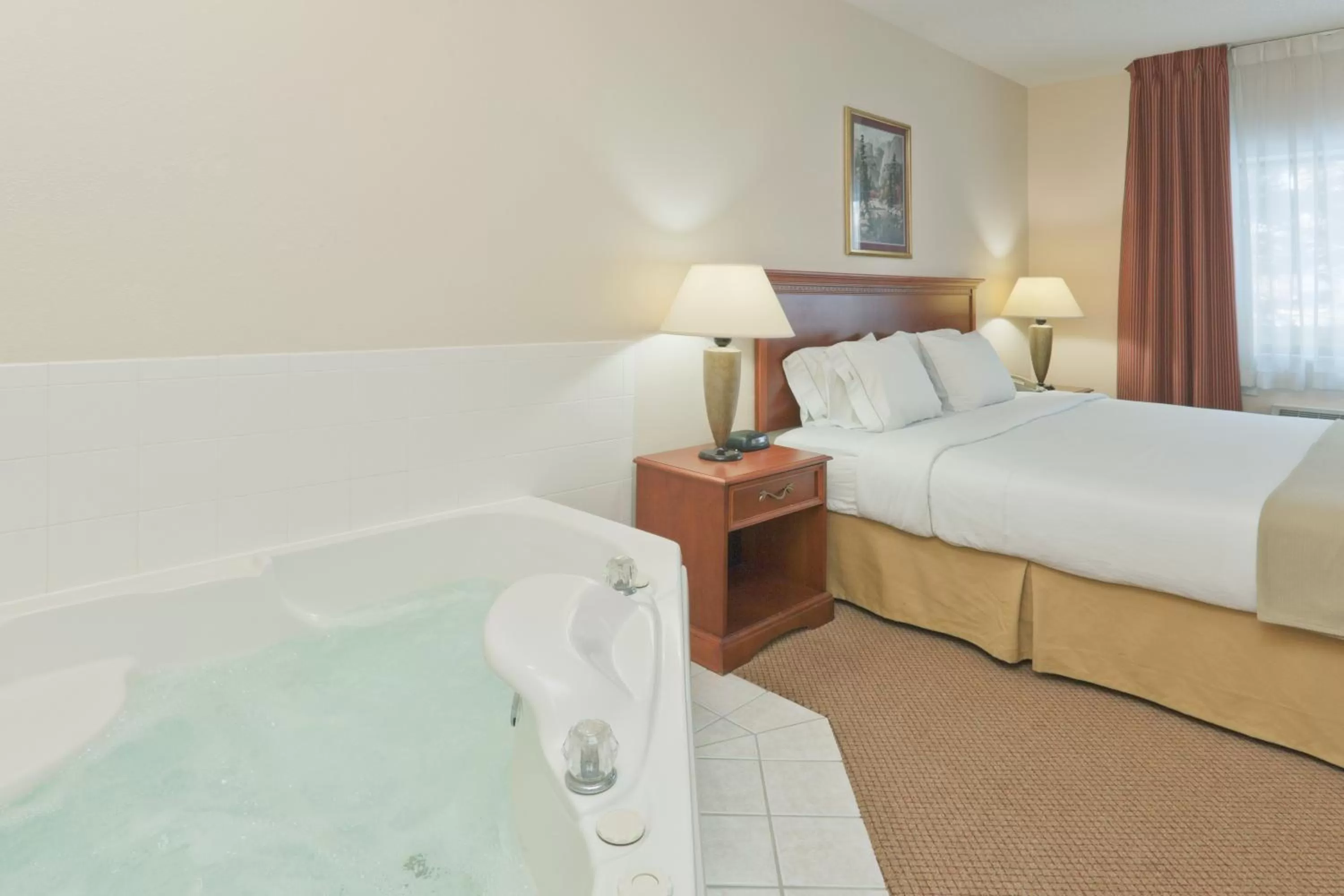 King Suite non-smoking in Baymont by Wyndham Portage