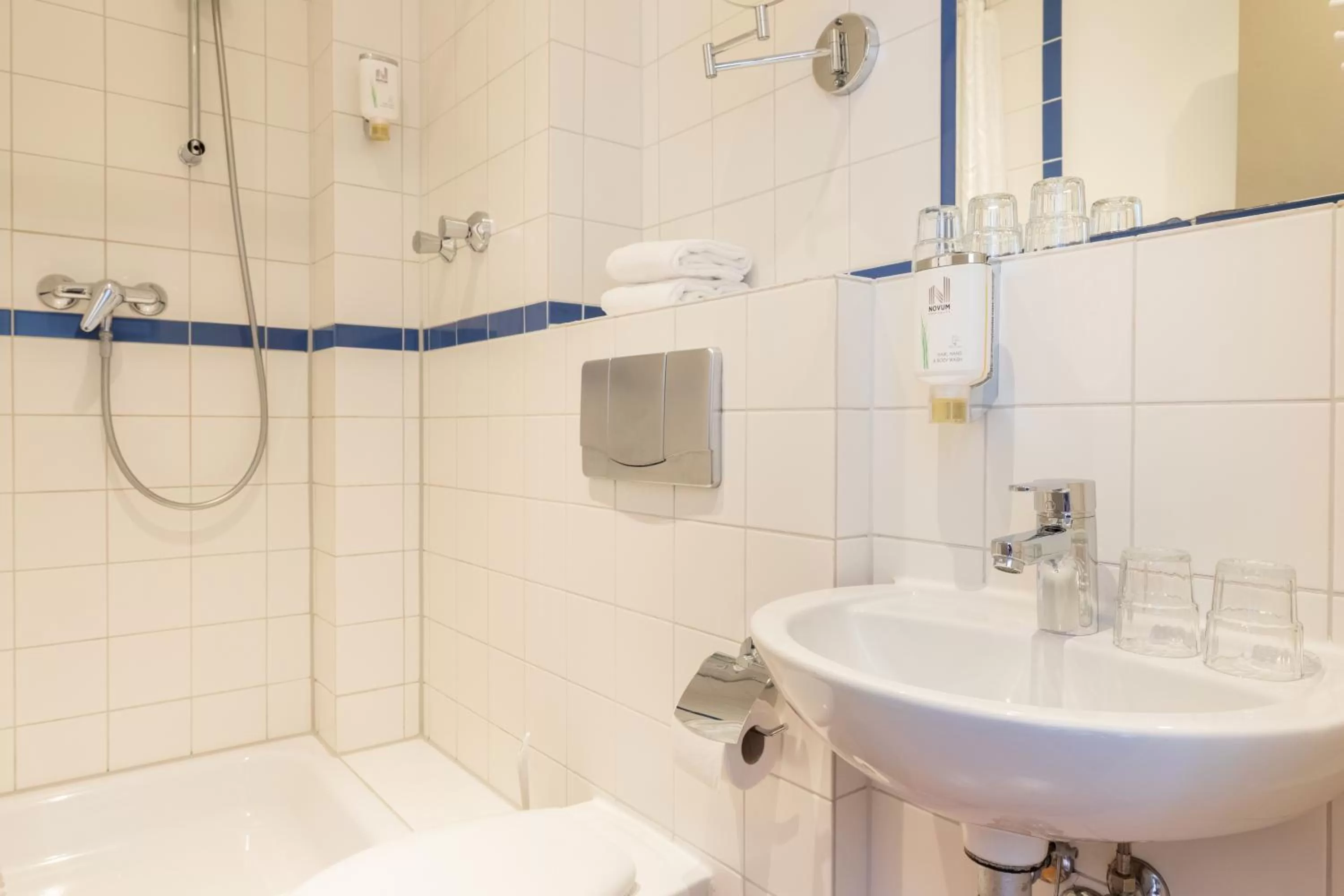 Family Room (4 Adults) in Hotel Aldea Berlin