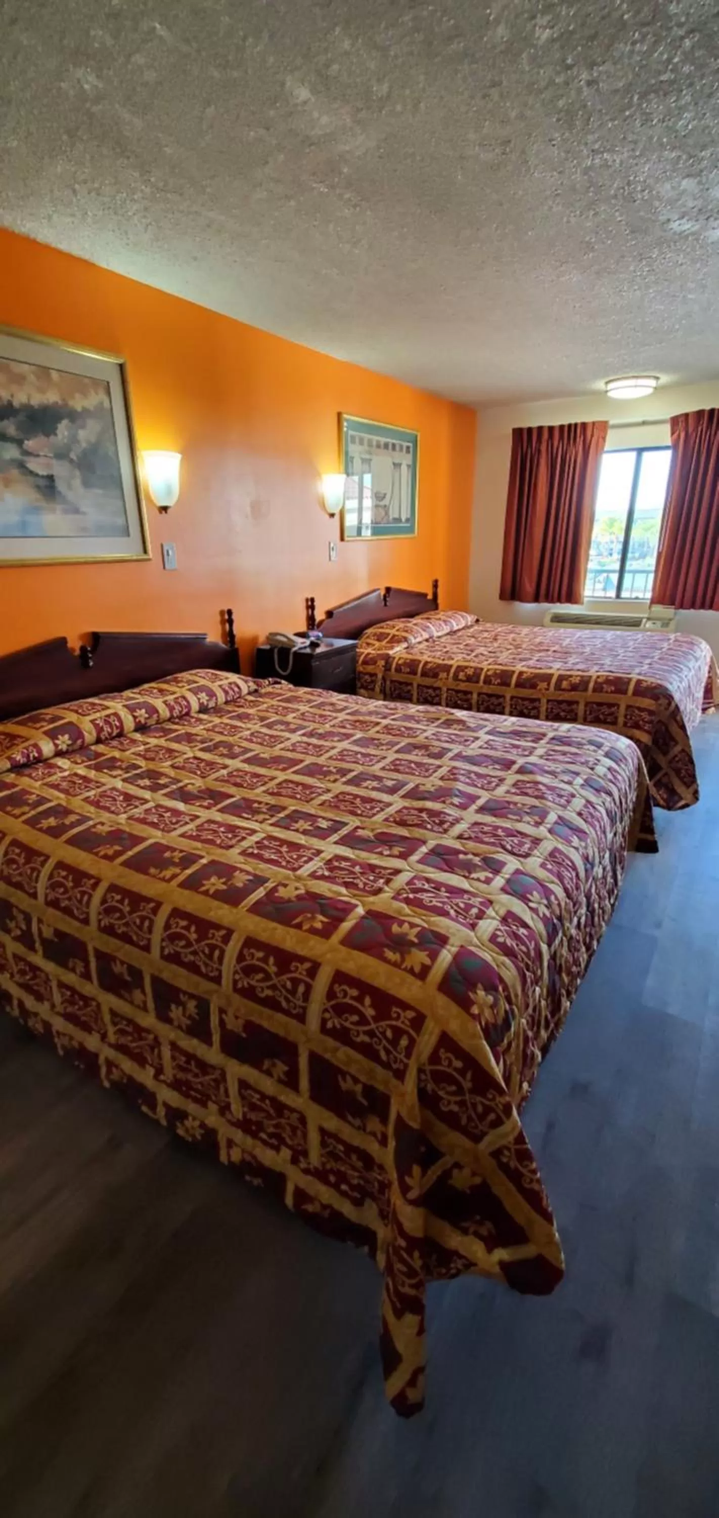 Basic Triple Room - single occupancy in Anaheim National Inn