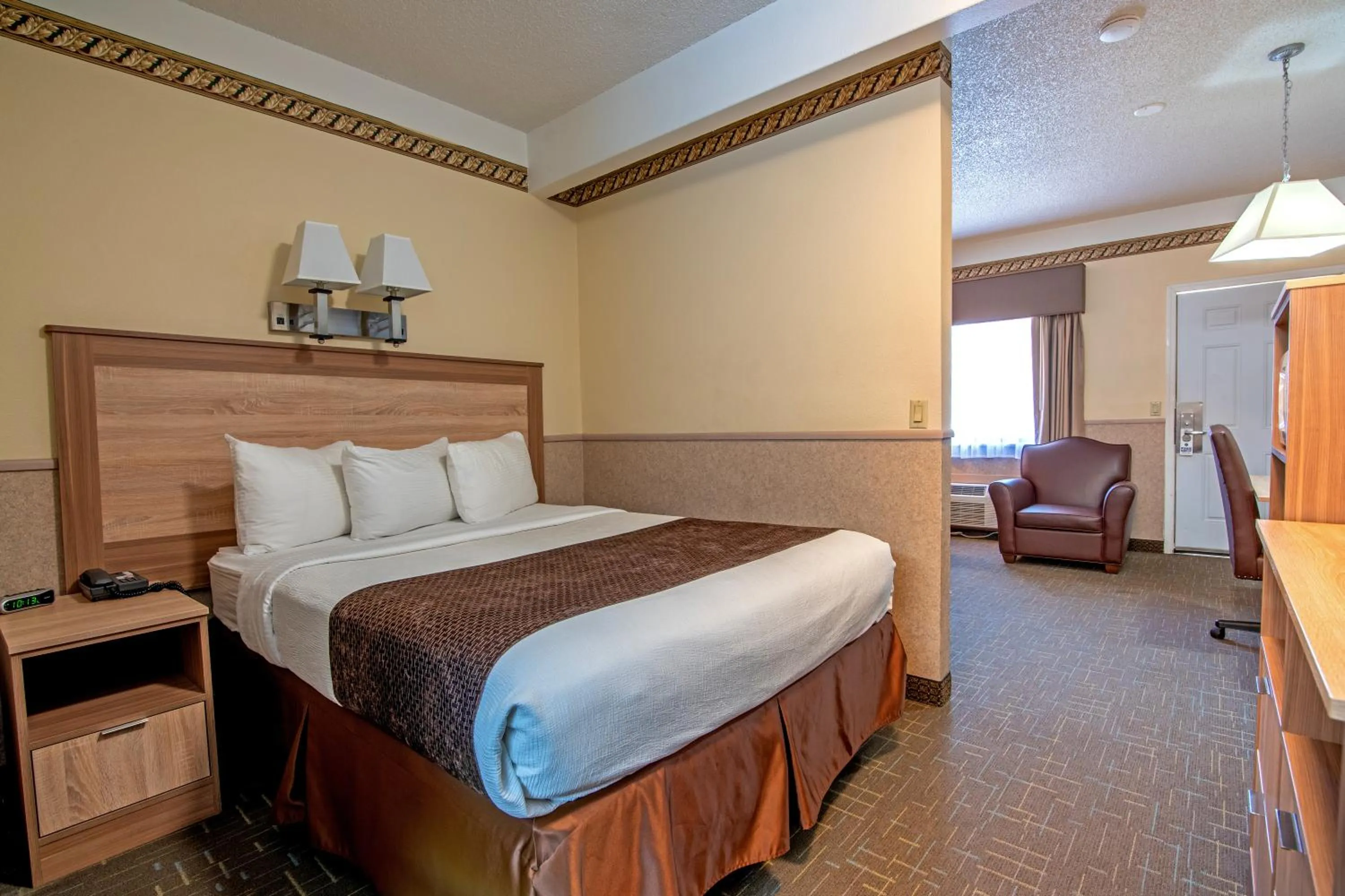 Junior Suite in Silver Spruce Inn