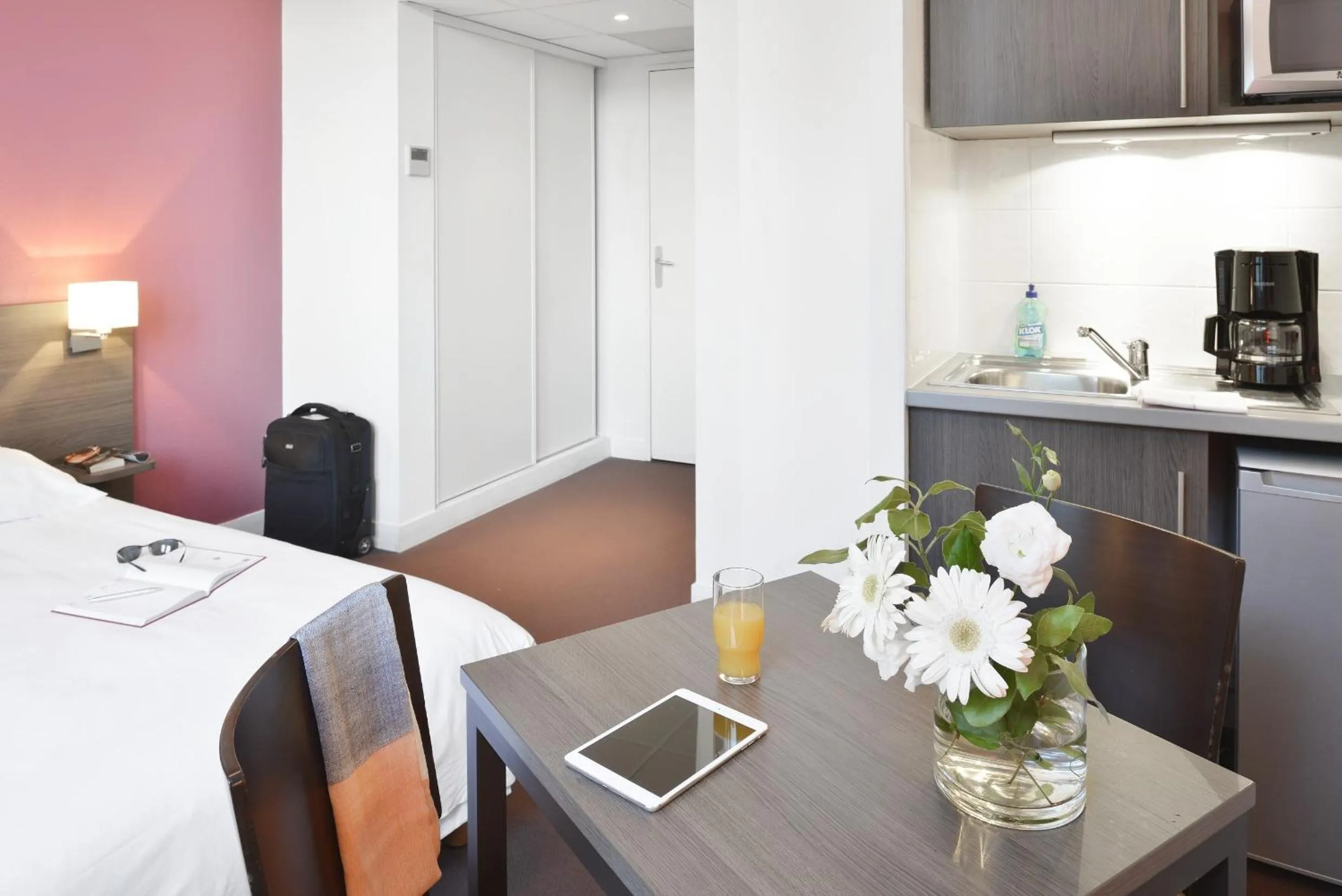 Studio in Aparthotel Adagio Access Toulouse St Cyprien