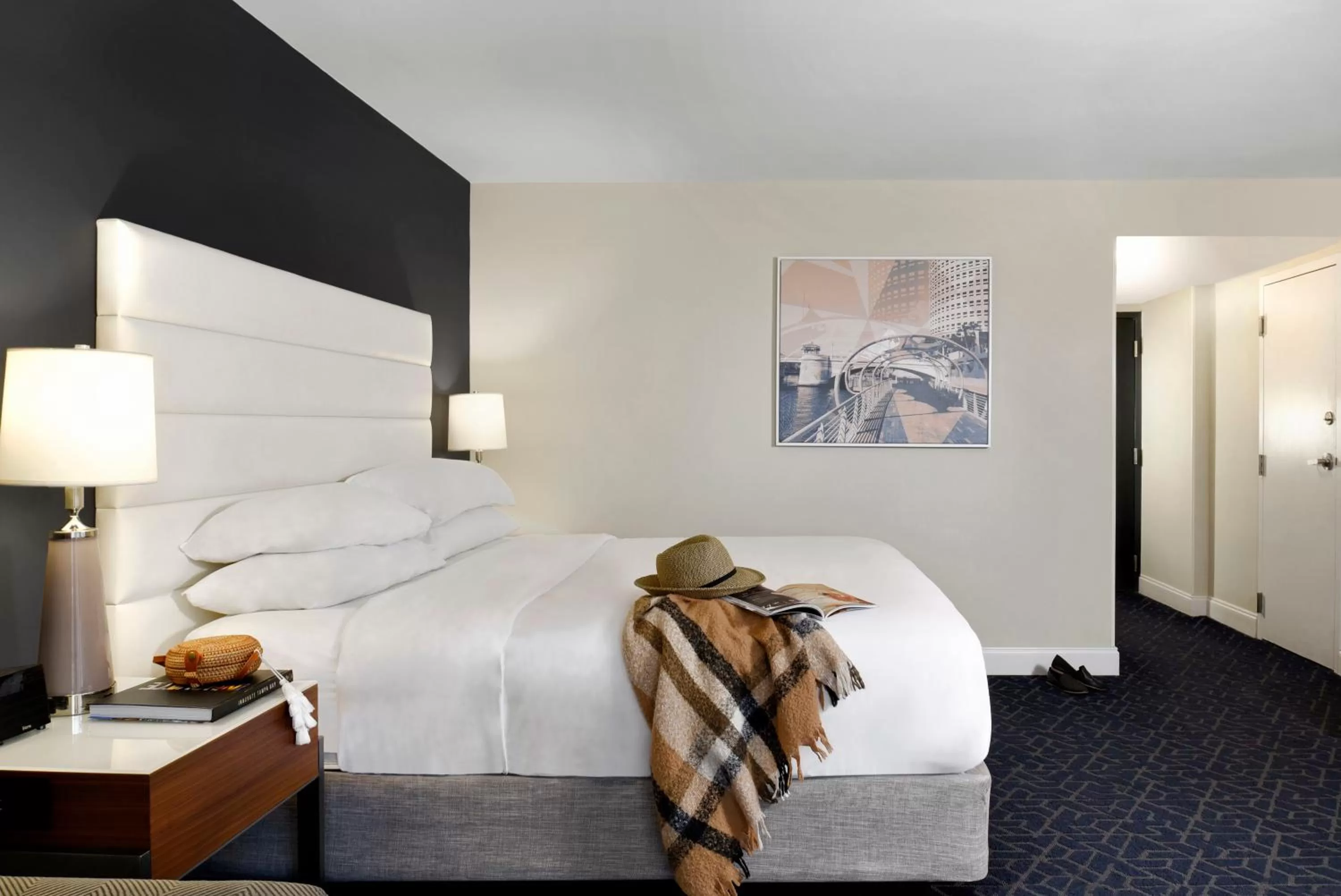 King Room with Balcony and Bath Tub - single occupancy - Disability Access in Hotel Tampa Riverwalk