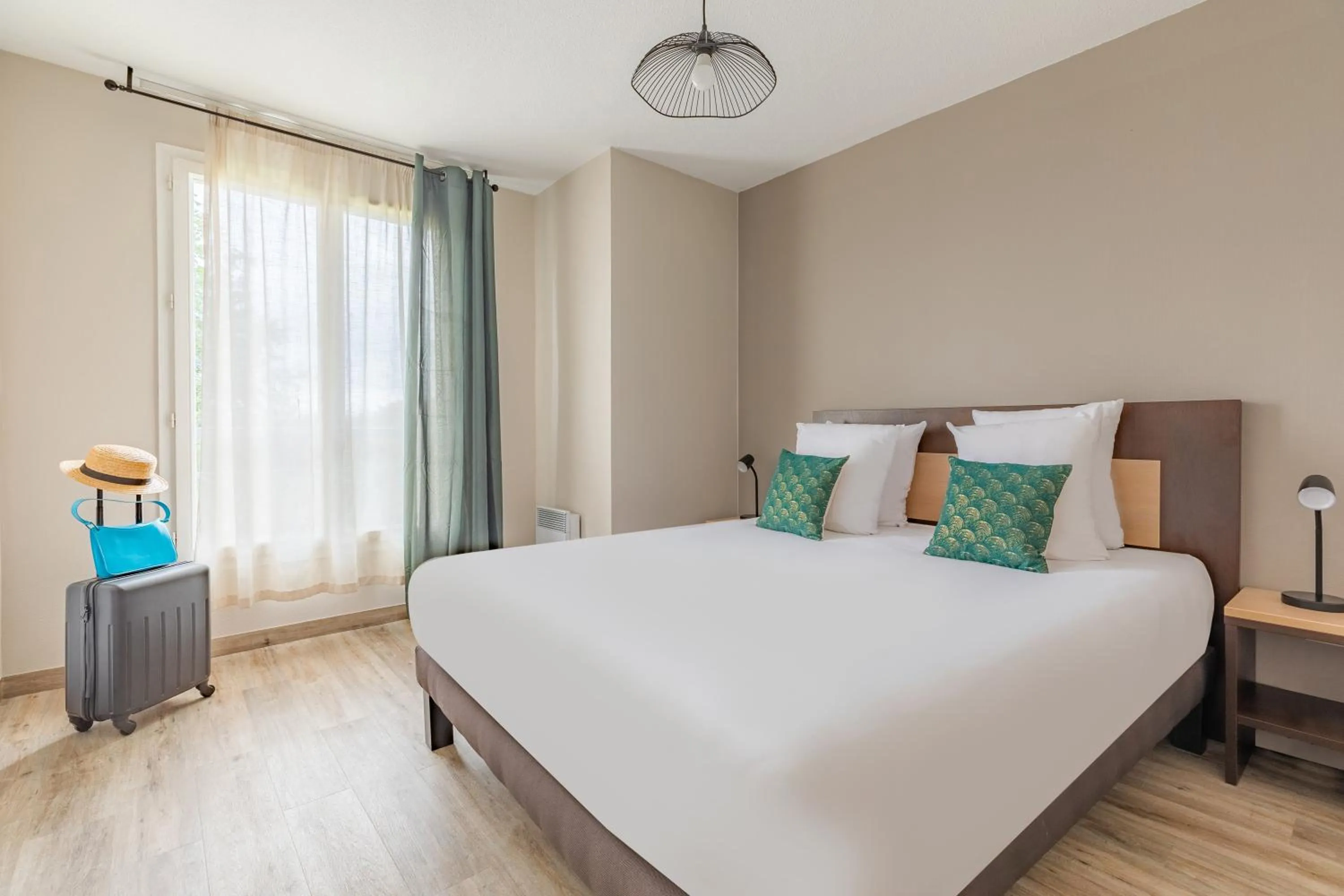 Two-Bedroom Apartment in Appart'City Classic Toulouse Colomiers