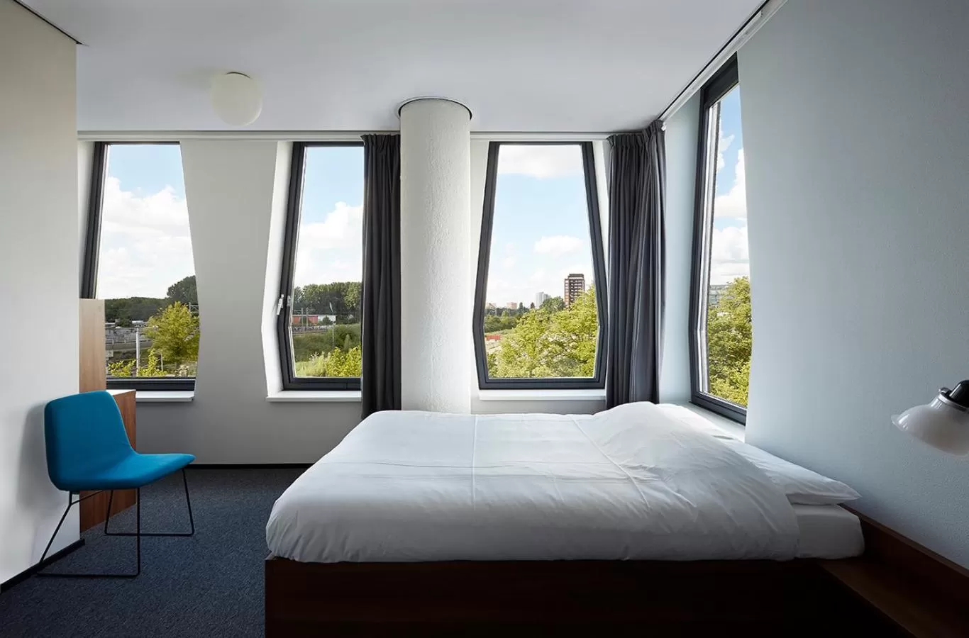 Executive Double Room in The Social Hub Amsterdam West