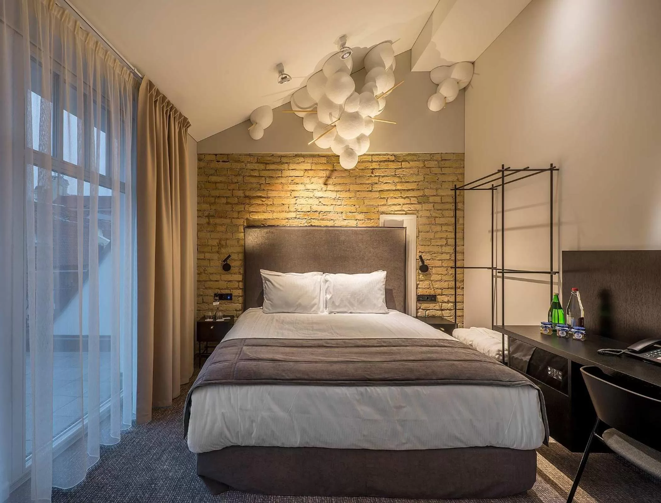 Junior Suite with Terrace in Artagonist Art Hotel