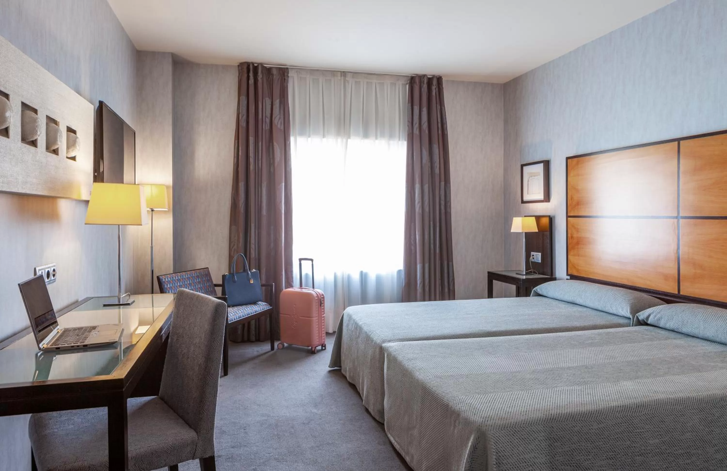 Double or Twin Room with Spa Access - single occupancy in Hotel Macià Real De La Alhambra