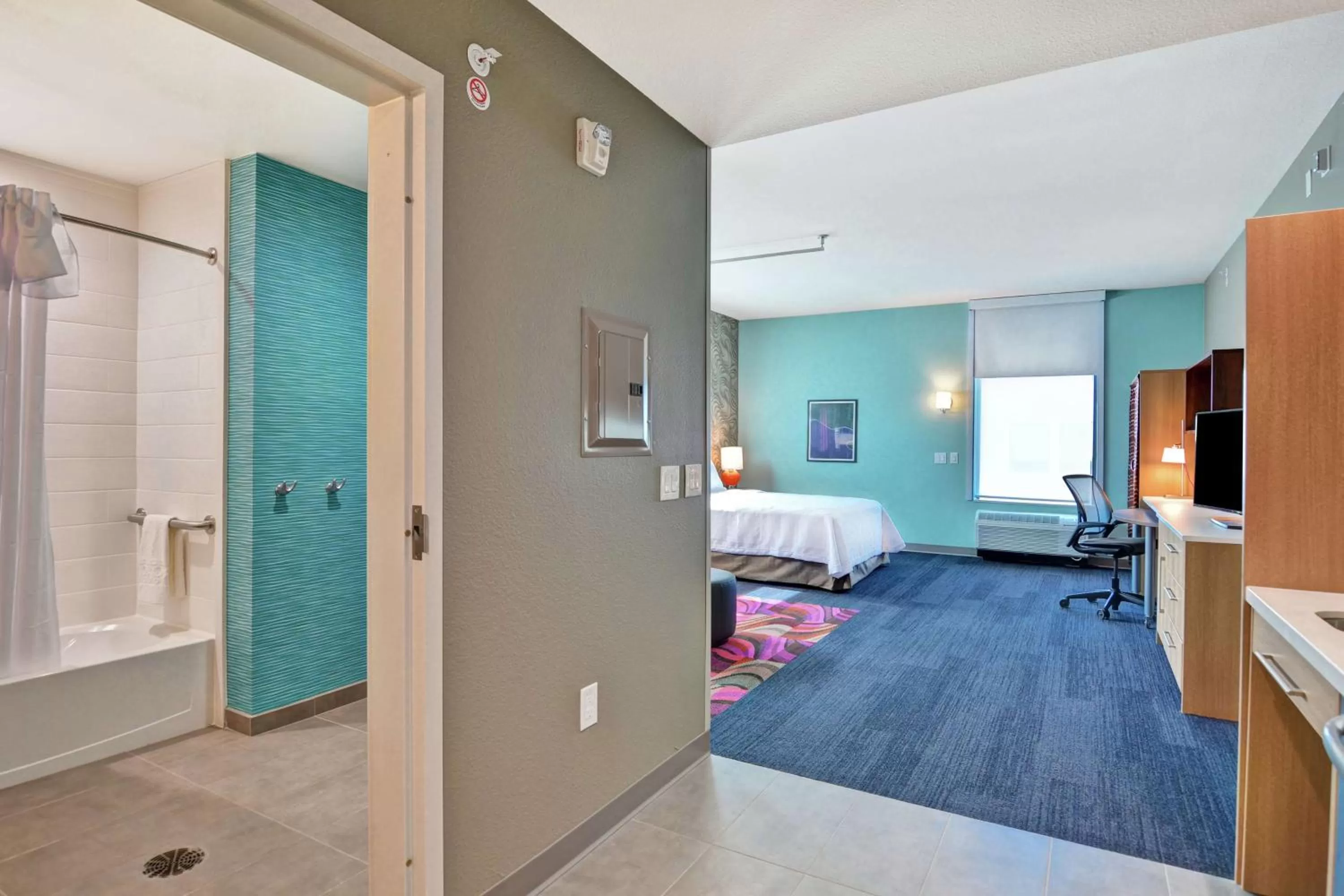 Queen Studio - Mobility and Hearing Access/Non-Smoking in Home2 Suites By Hilton McKinney