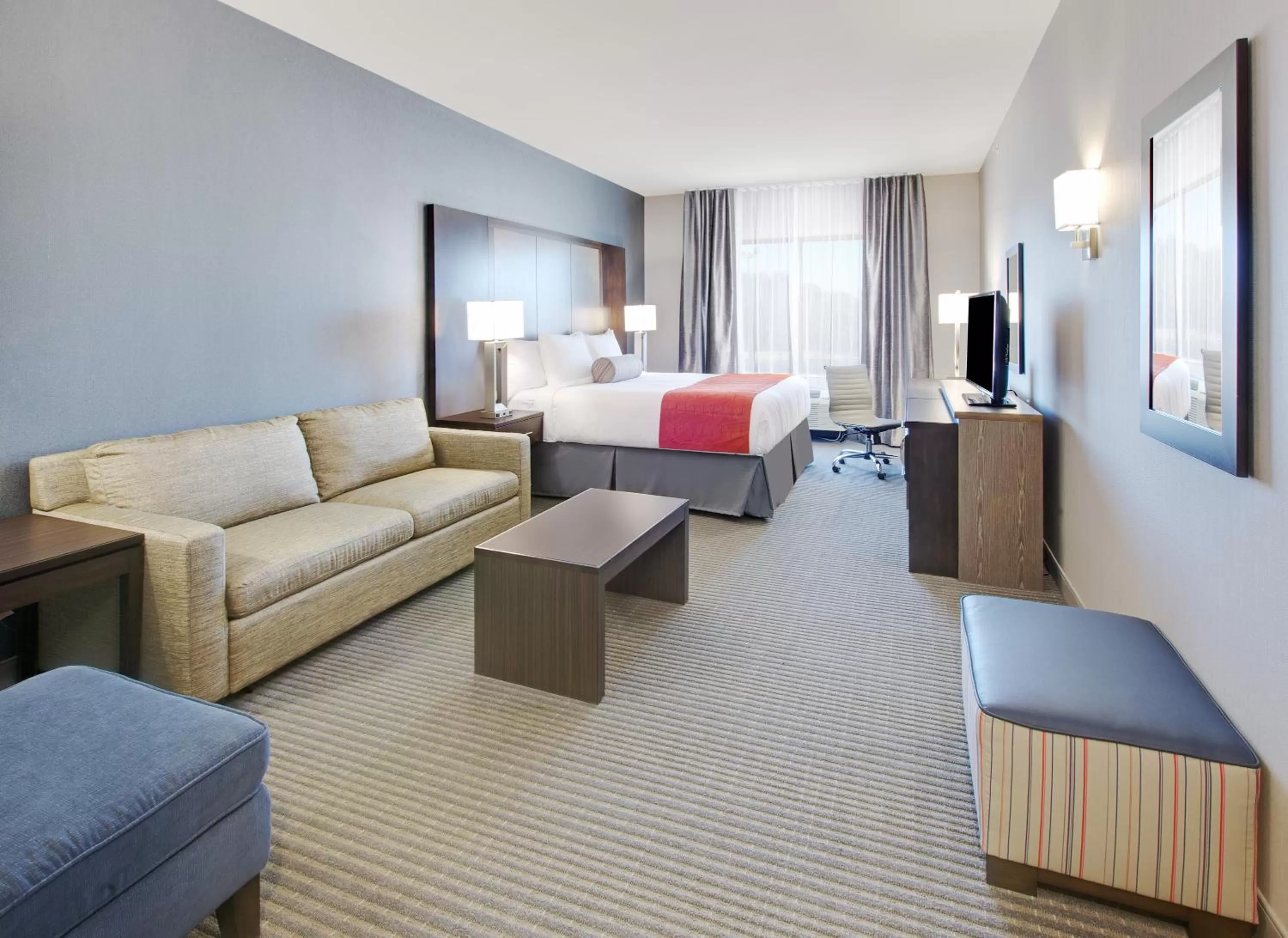 Deluxe King Suite - Non-Smoking in Wingate by Wyndham San Angelo