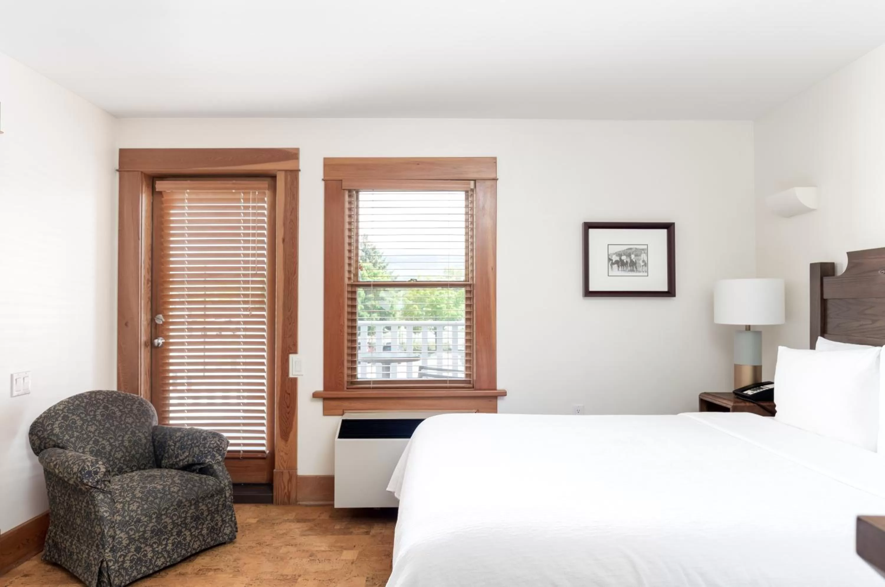 Standard Queen Room in Hotel Eldorado at Eldorado Resort