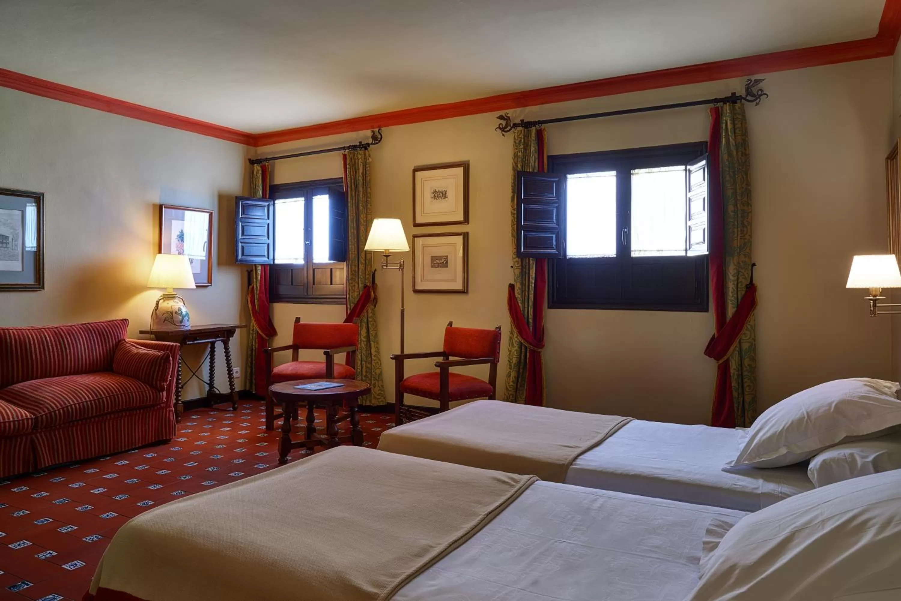 Standard Double Room (2 Adults + 1 Child) in Parador de Ubeda