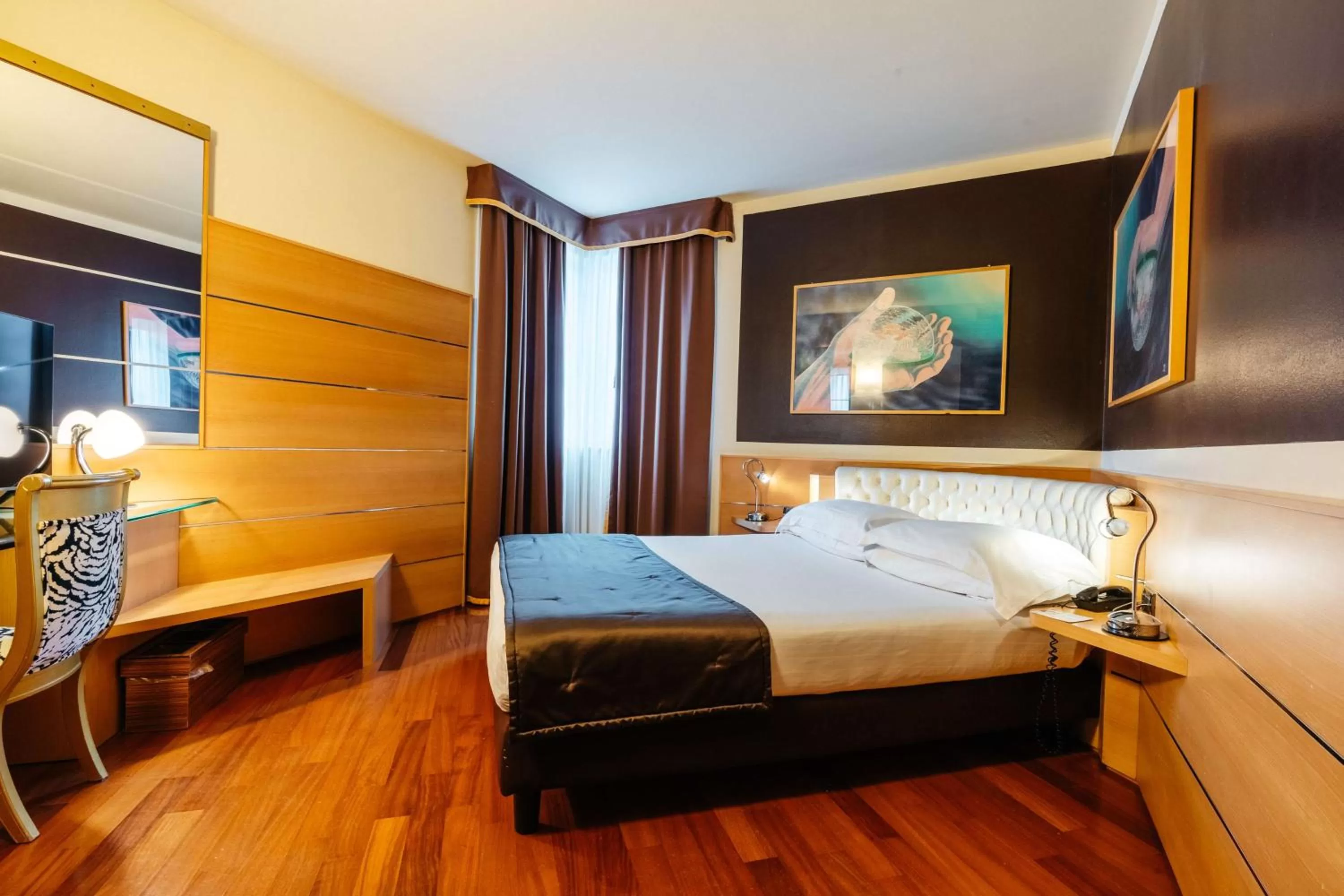 One-Bedroom Suite in Best Western Hotel Tre Torri