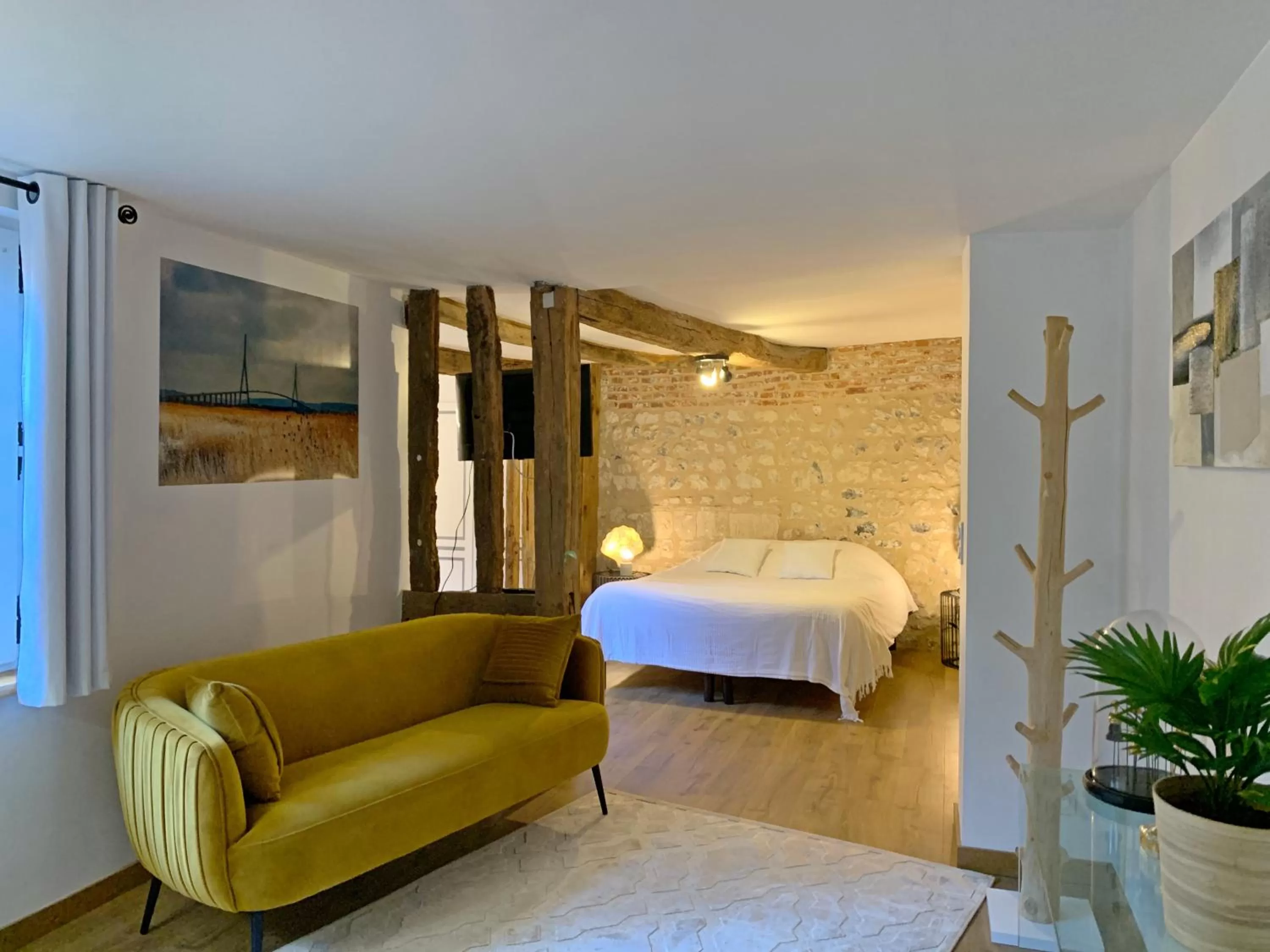 Double Room - single occupancy in L'Ecole des Demoiselles