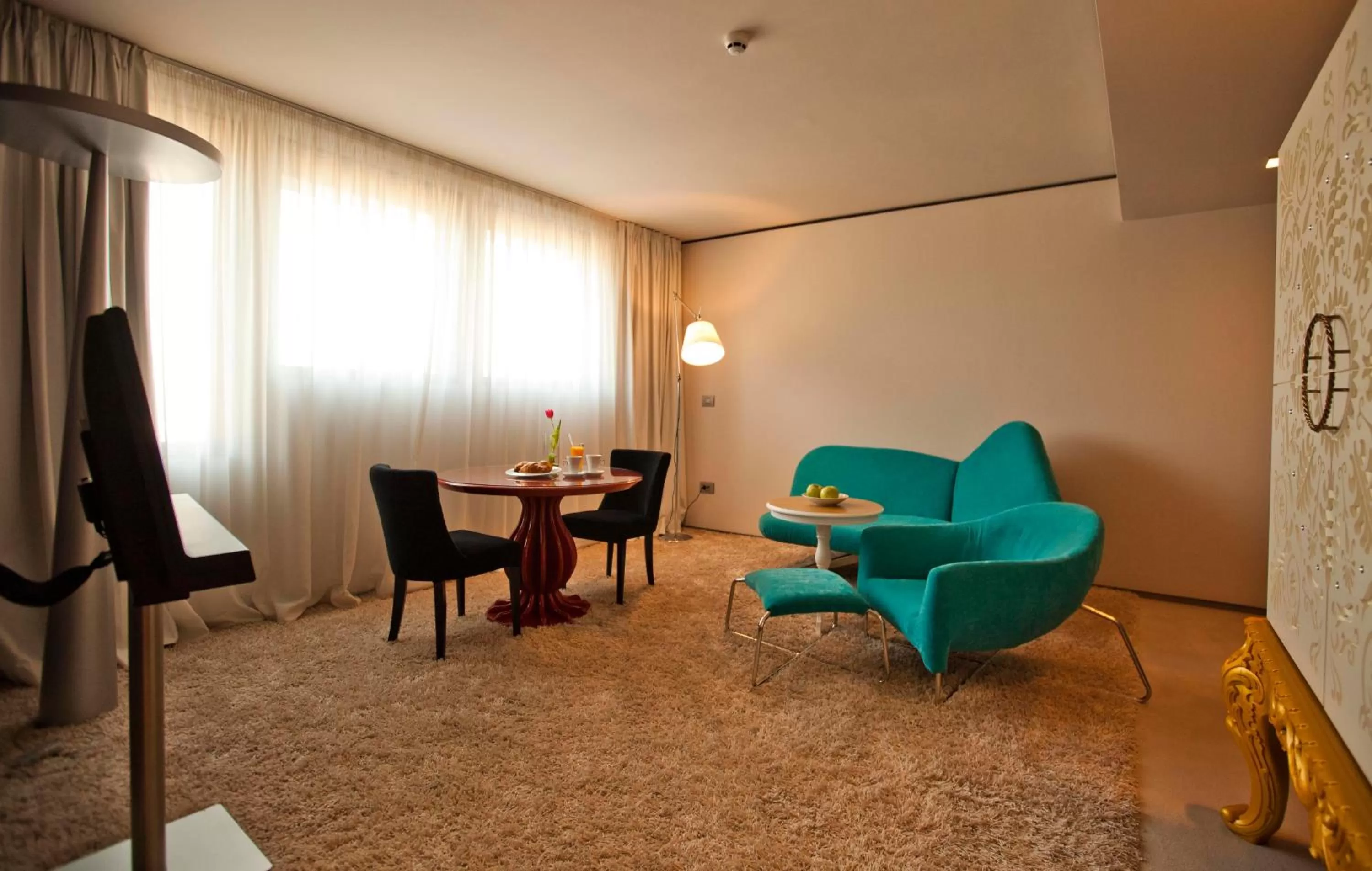 Junior Suite in Graffit Gallery Design Hotel