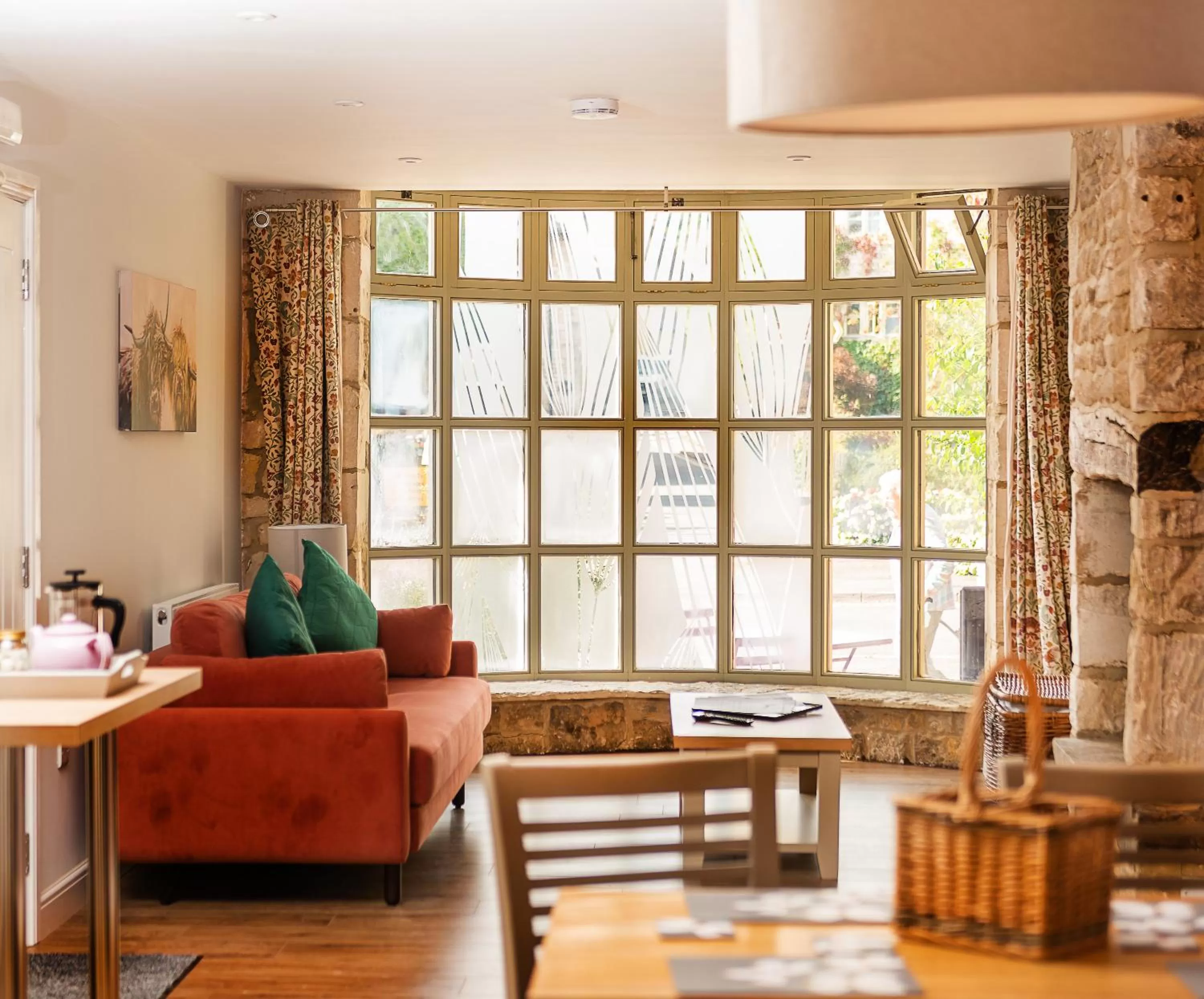 Apartment with Shower in Wild Garlic Rooms