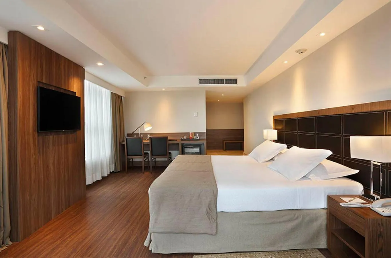 Deluxe Room - single occupancy in Windsor Oceanico Hotel