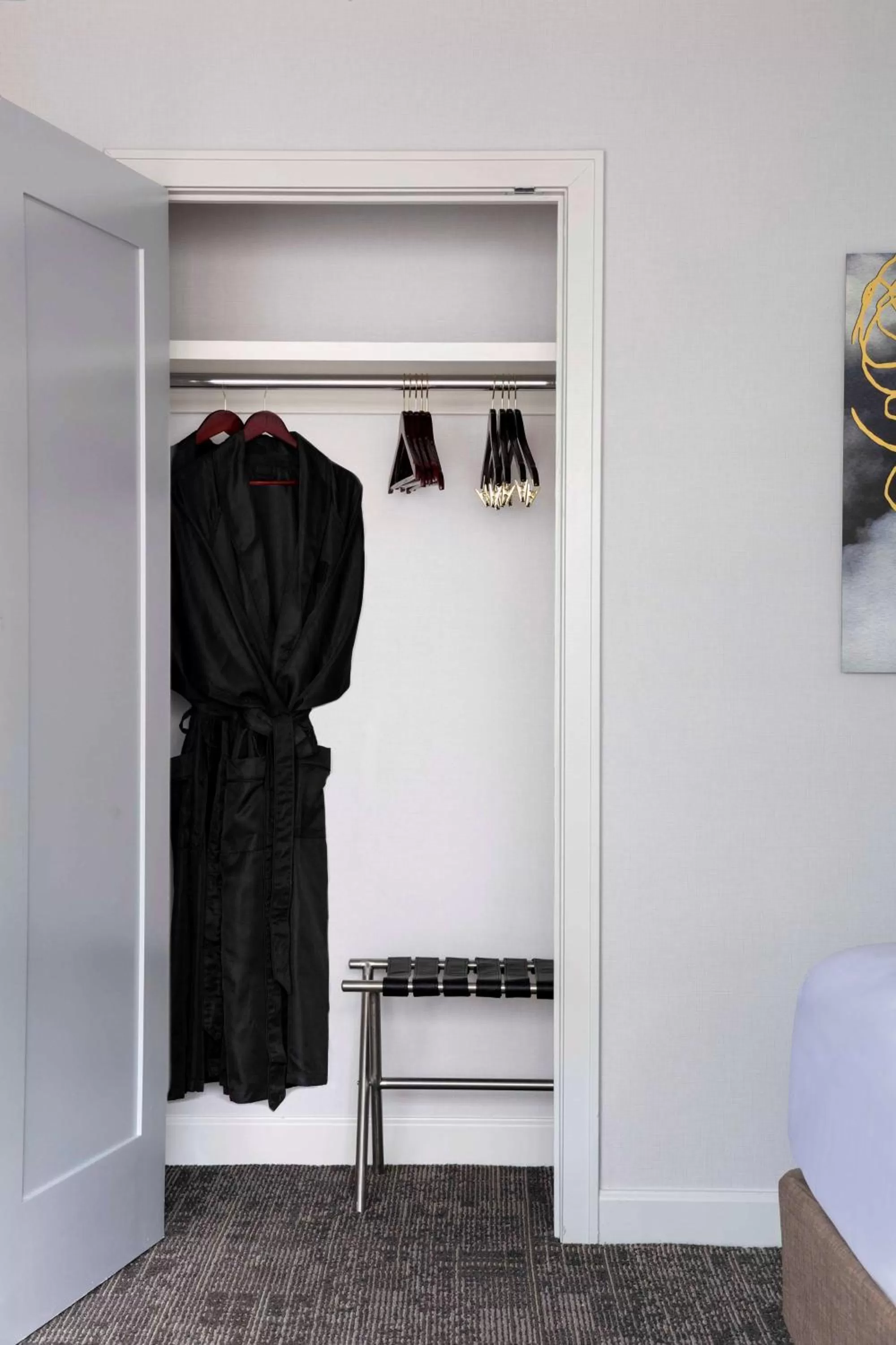 Royal King Hearing Accessible in The Royal Sonesta Chicago Downtown