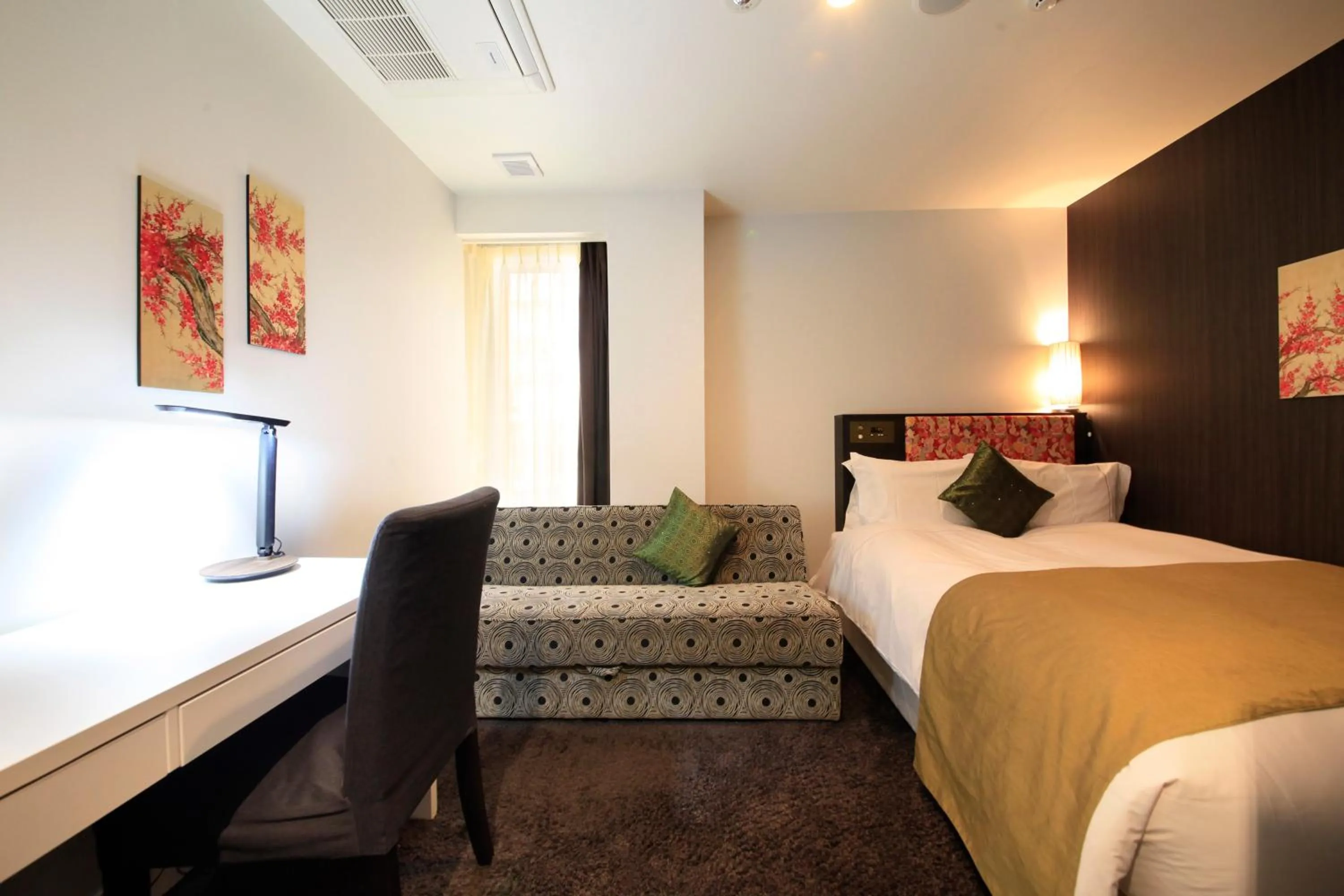 Superior Double Room - single occupancy - Non Smoking in Centurion Hotel Grand Akasakamitsuke Station