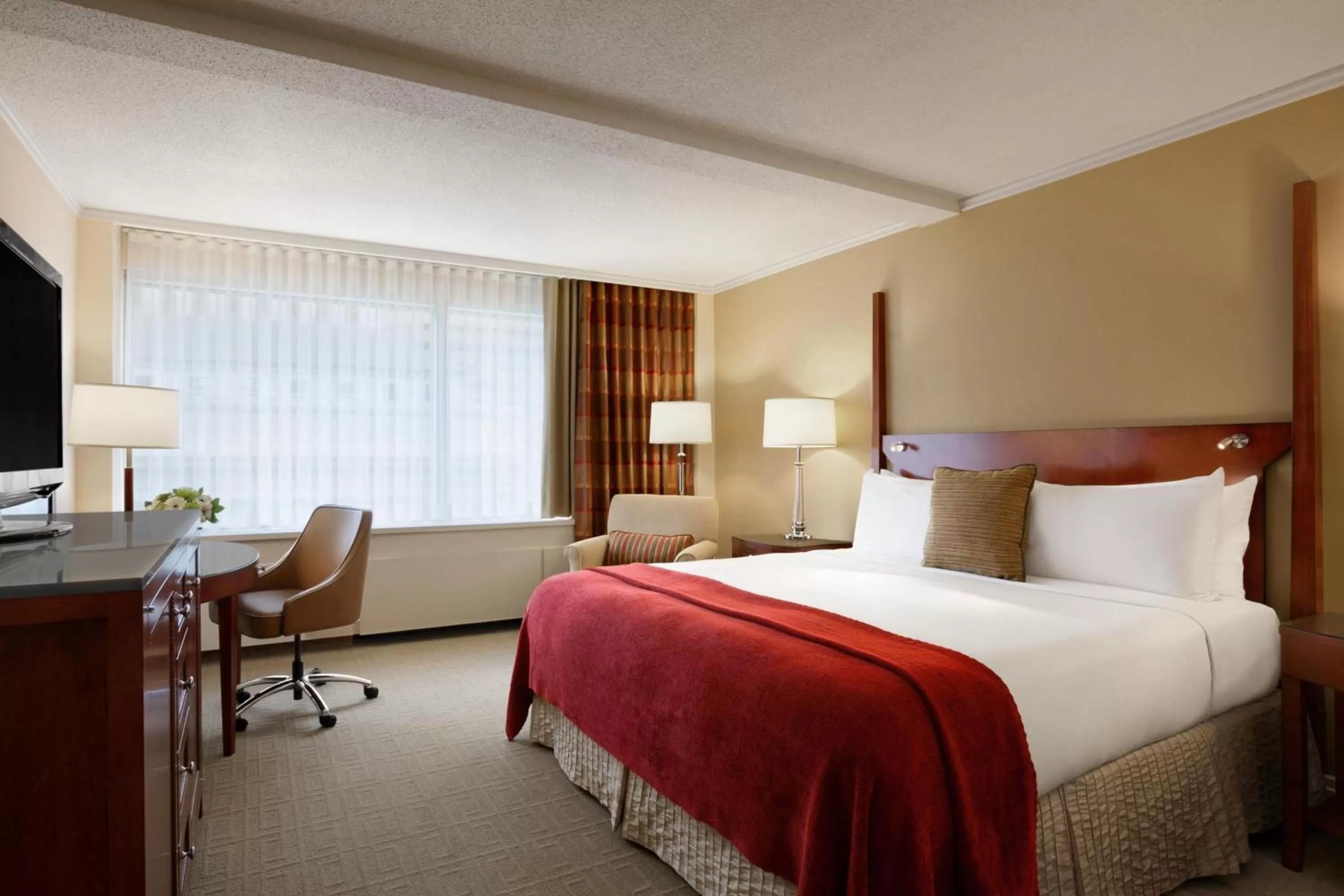 Queen Room with City View in Fairmont Winnipeg