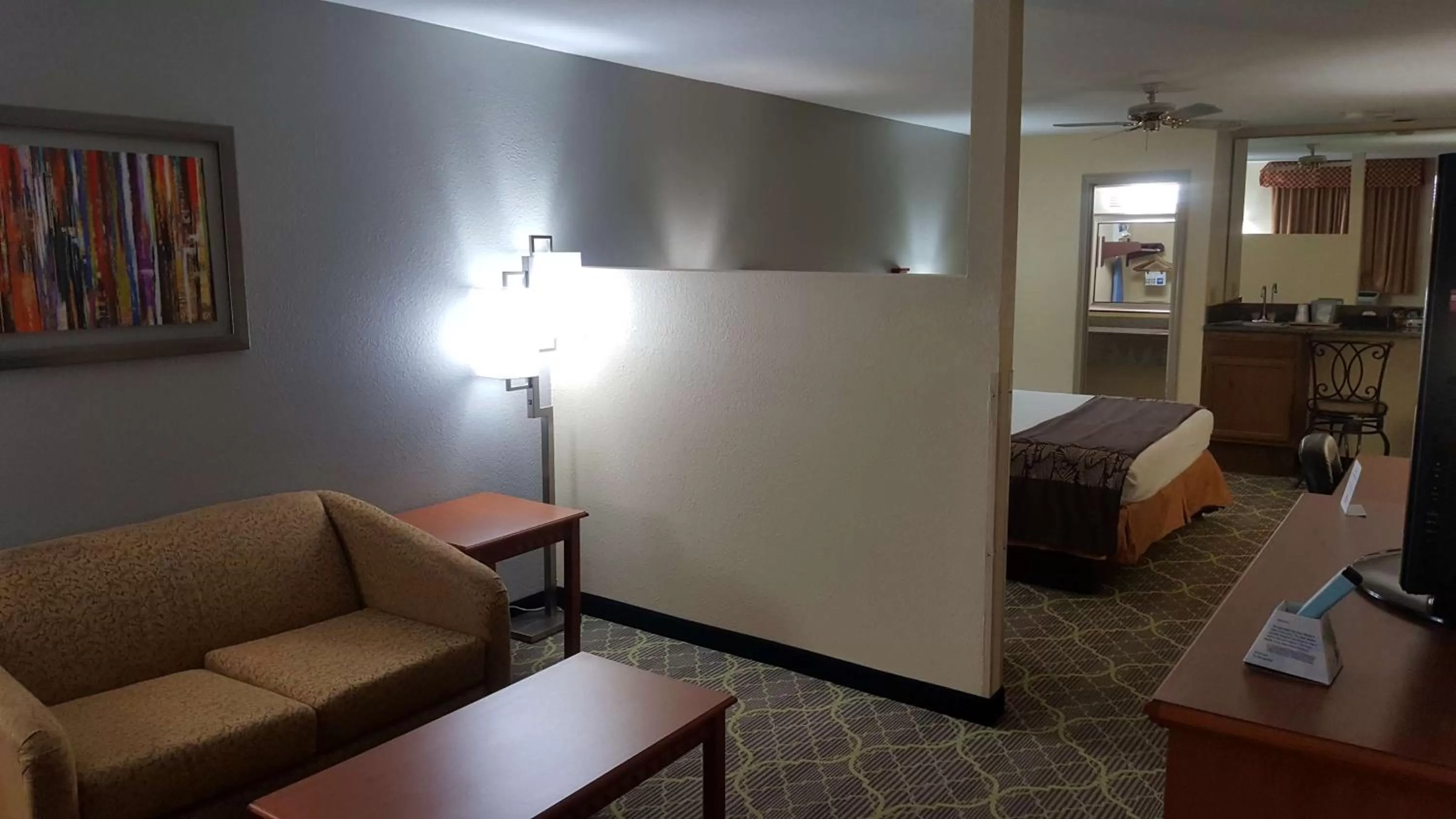 King Suite - Non-Smoking in Best Western Jacksonville near Little Rock Air Force Base