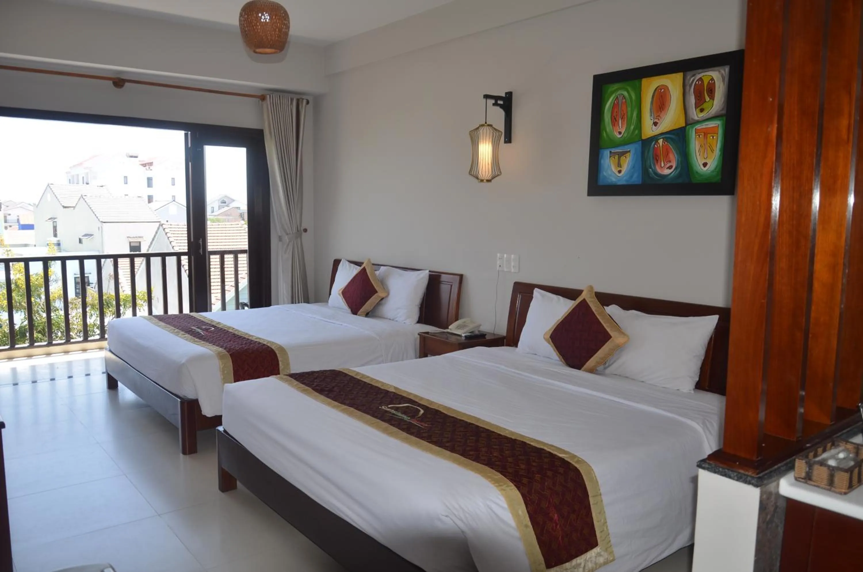 Deluxe Family Room in Sunshine Hoian Hotel