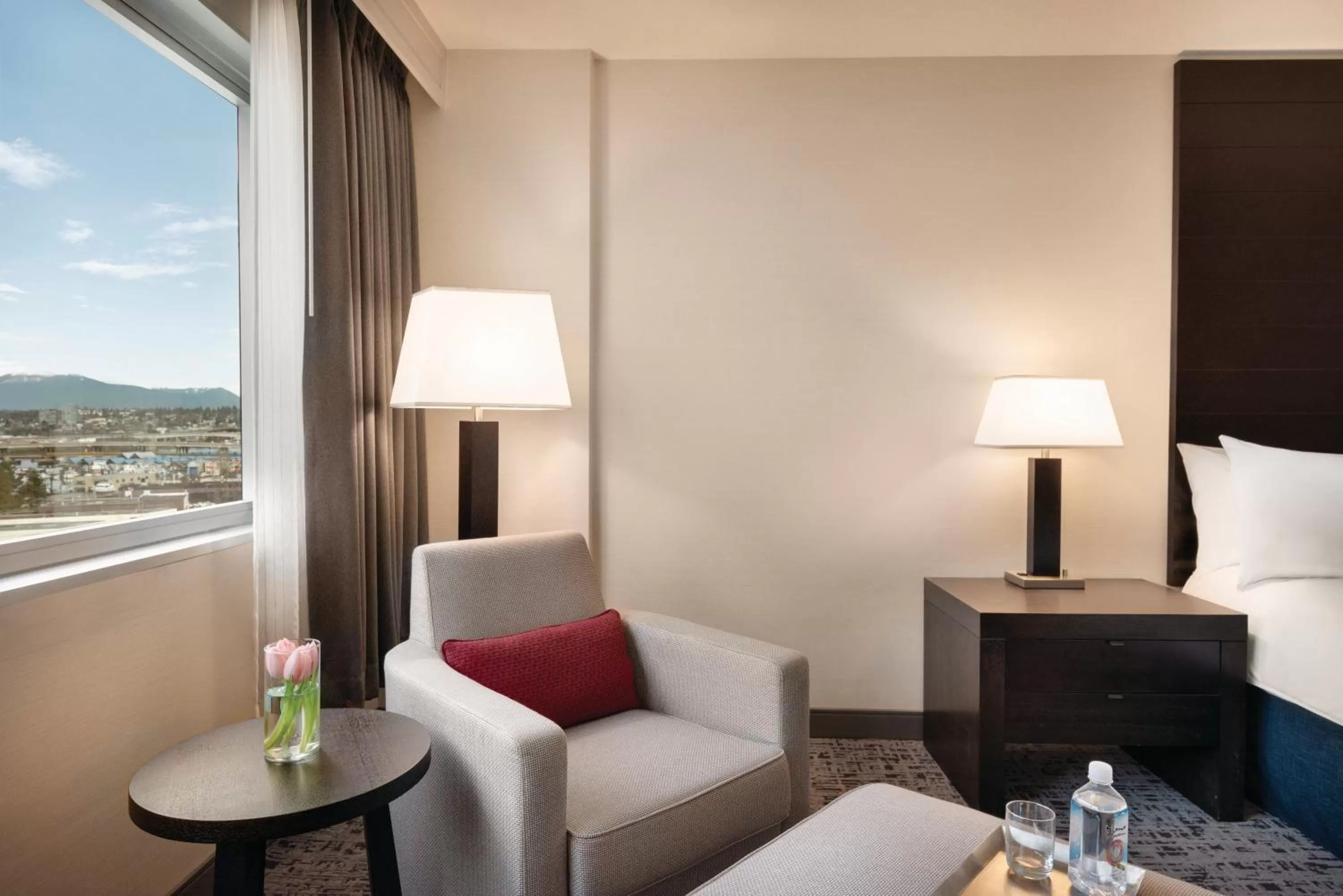 Standard King Room - Accessible/Non-Smoking in Radisson Hotel Vancouver Airport