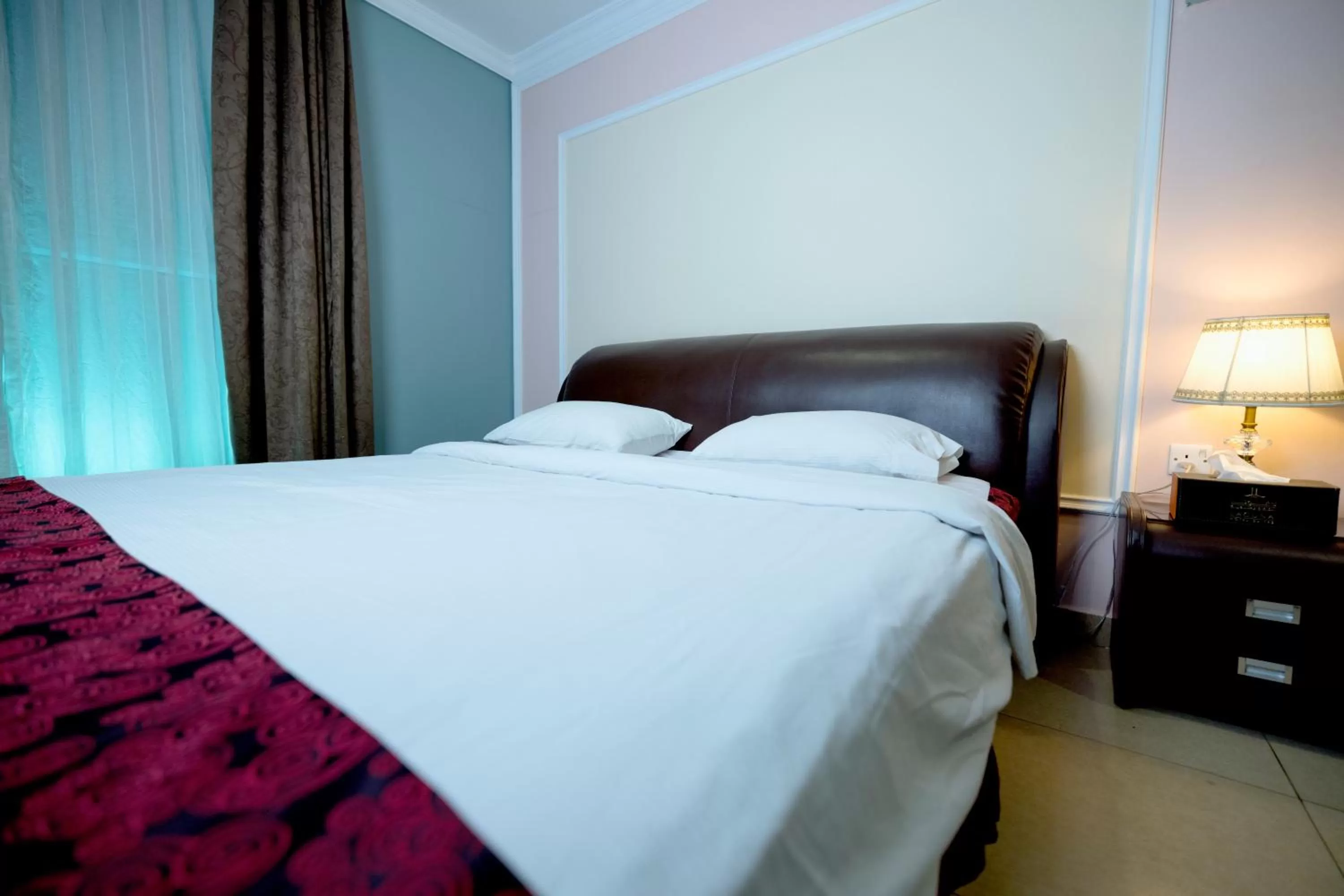 Standard Double Room with Sea View in Laguna Hotel Suites