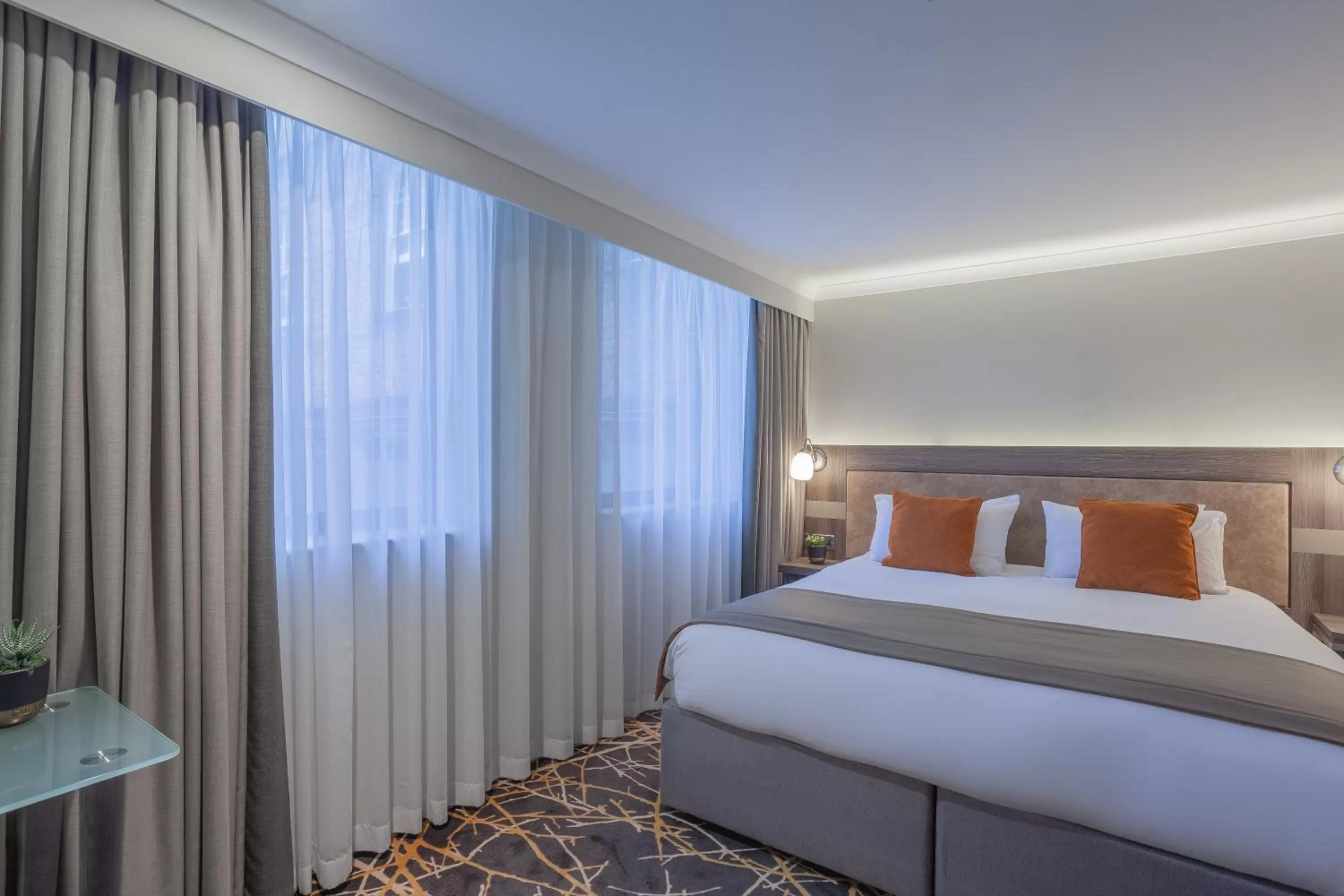 Hill Collection Junior Suite in Richmond Hill Hotel