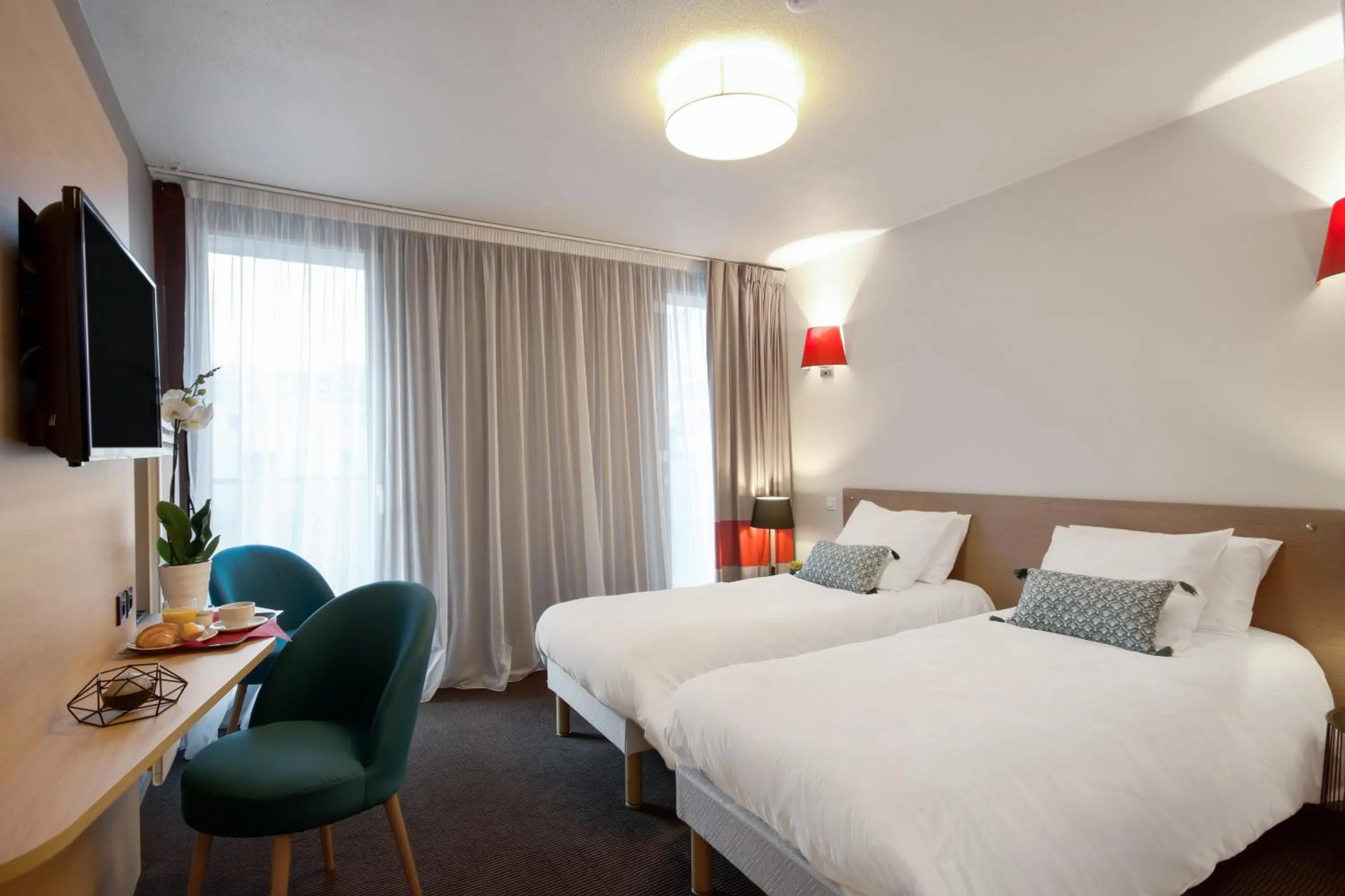 Superior Twin Studio in Appart'City Confort Lille Grand Palais