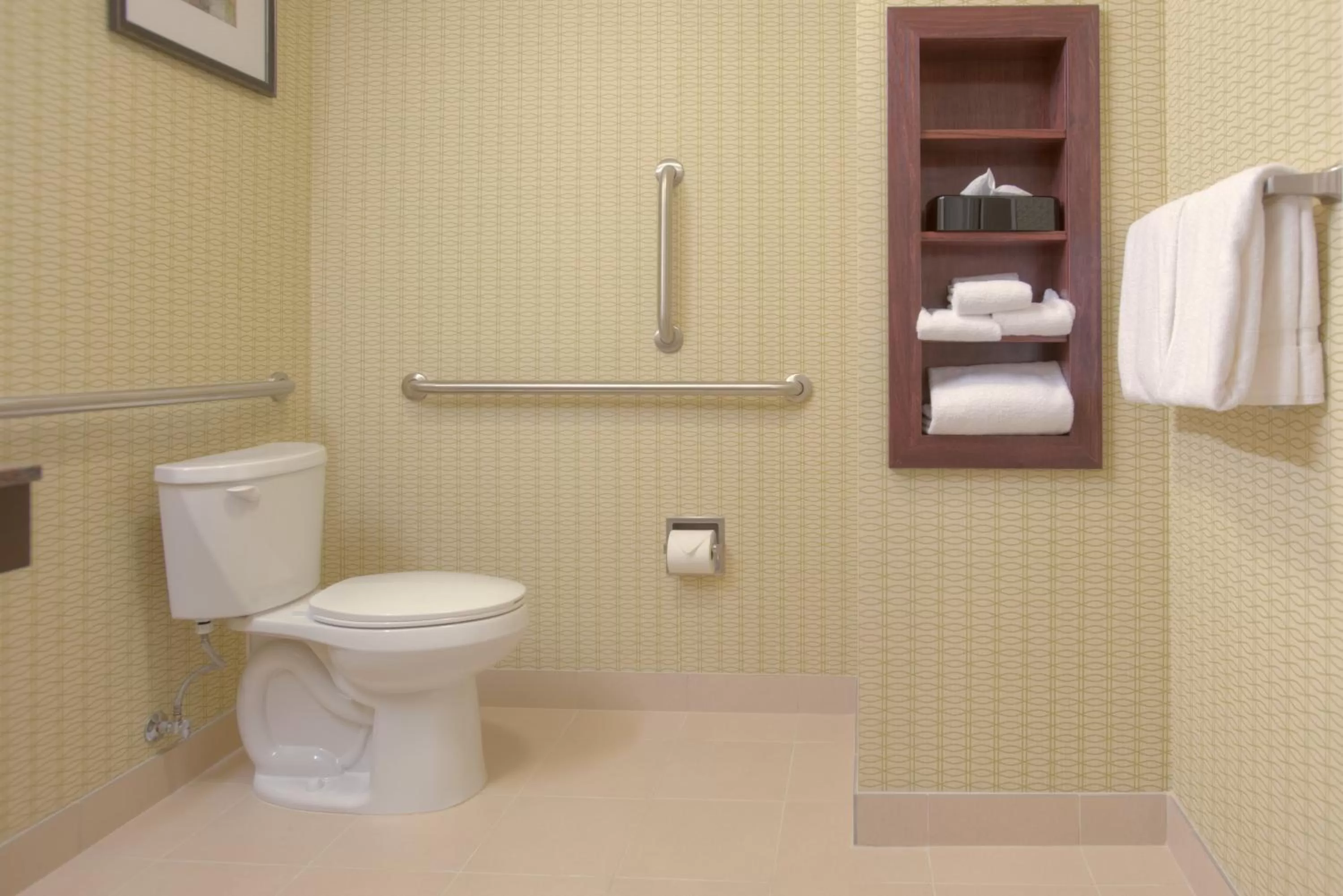 Twin Room - Mobility Access/Hearing Accessible in Holiday Inn Express & Suites Tacoma Downtown, an IHG Hotel