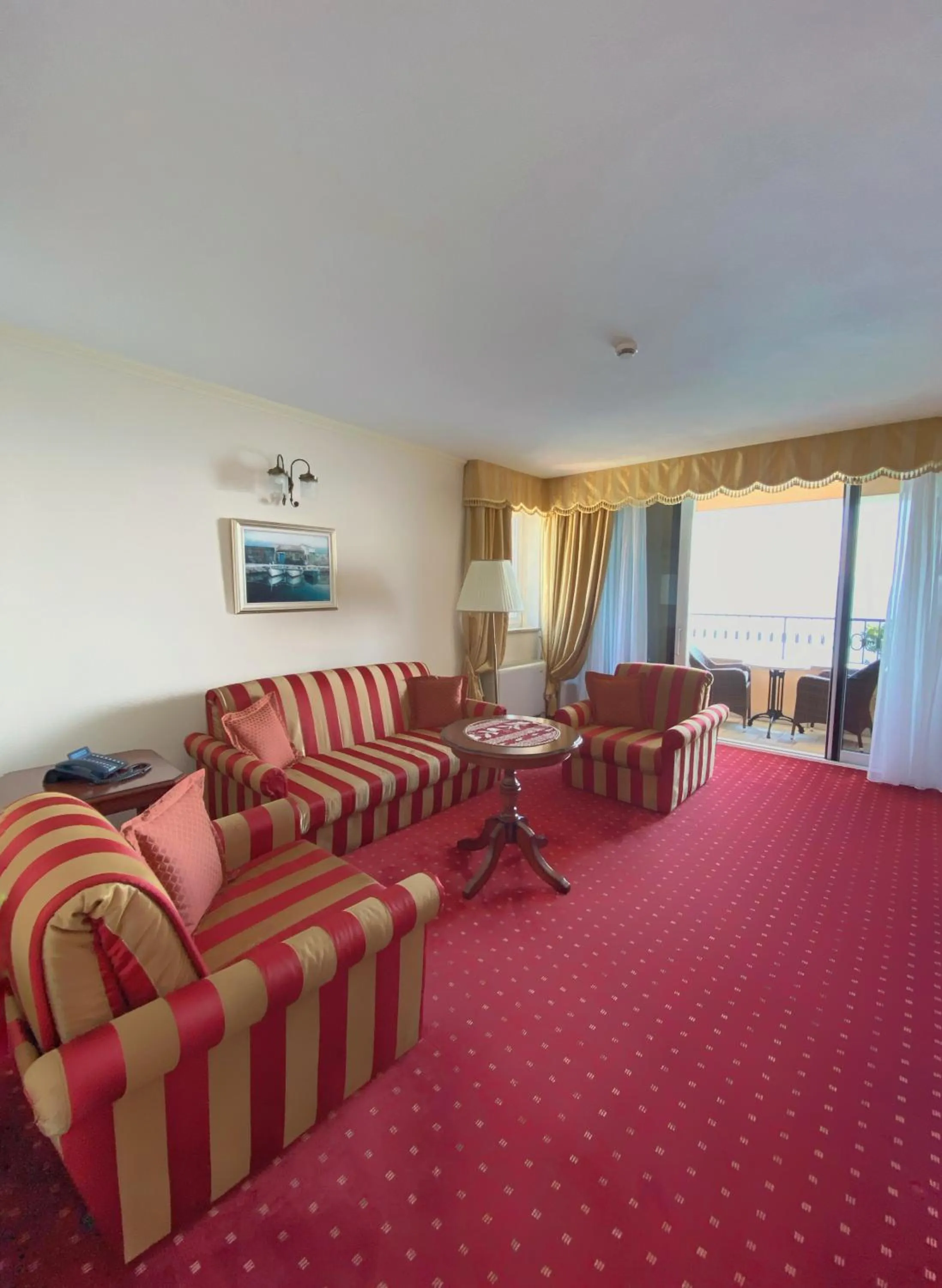 Executive Suite in Hotel Savoy