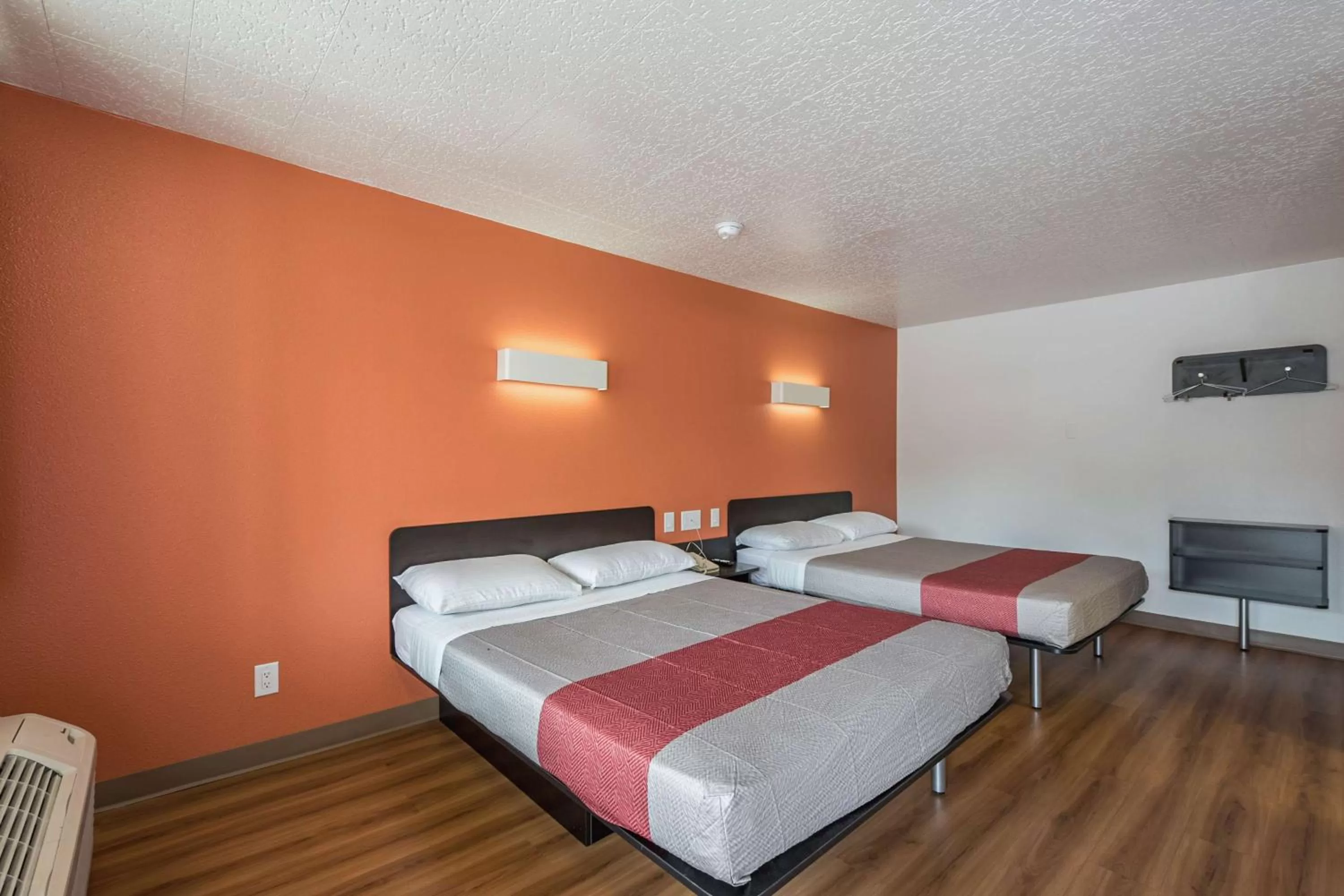 Queen Room with Two Queen Beds - single occupancy - Disability Access - Non-Smoking in Motel 6-Fallon, NV