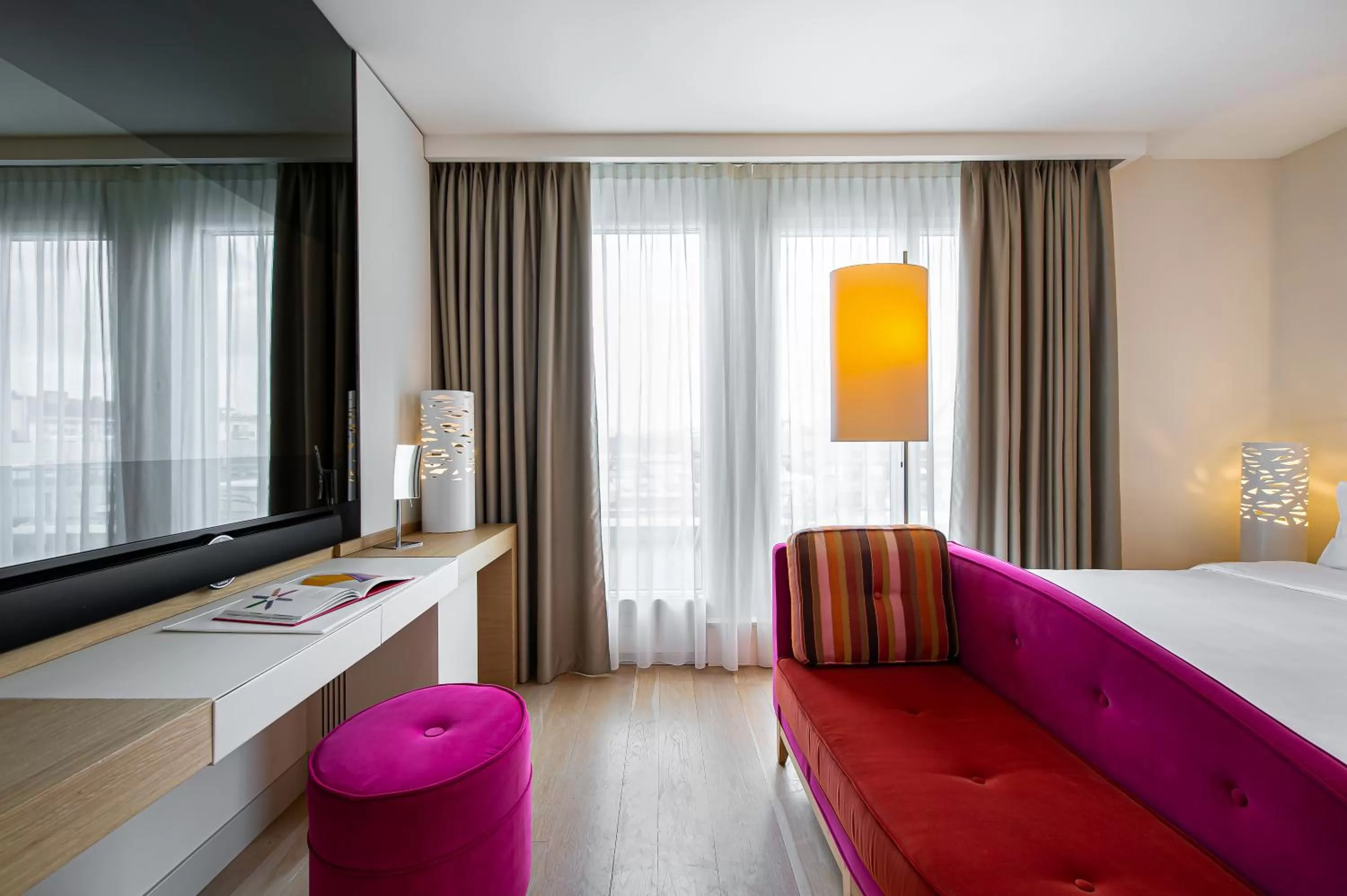 Suite with Lake View in N’vY Manotel