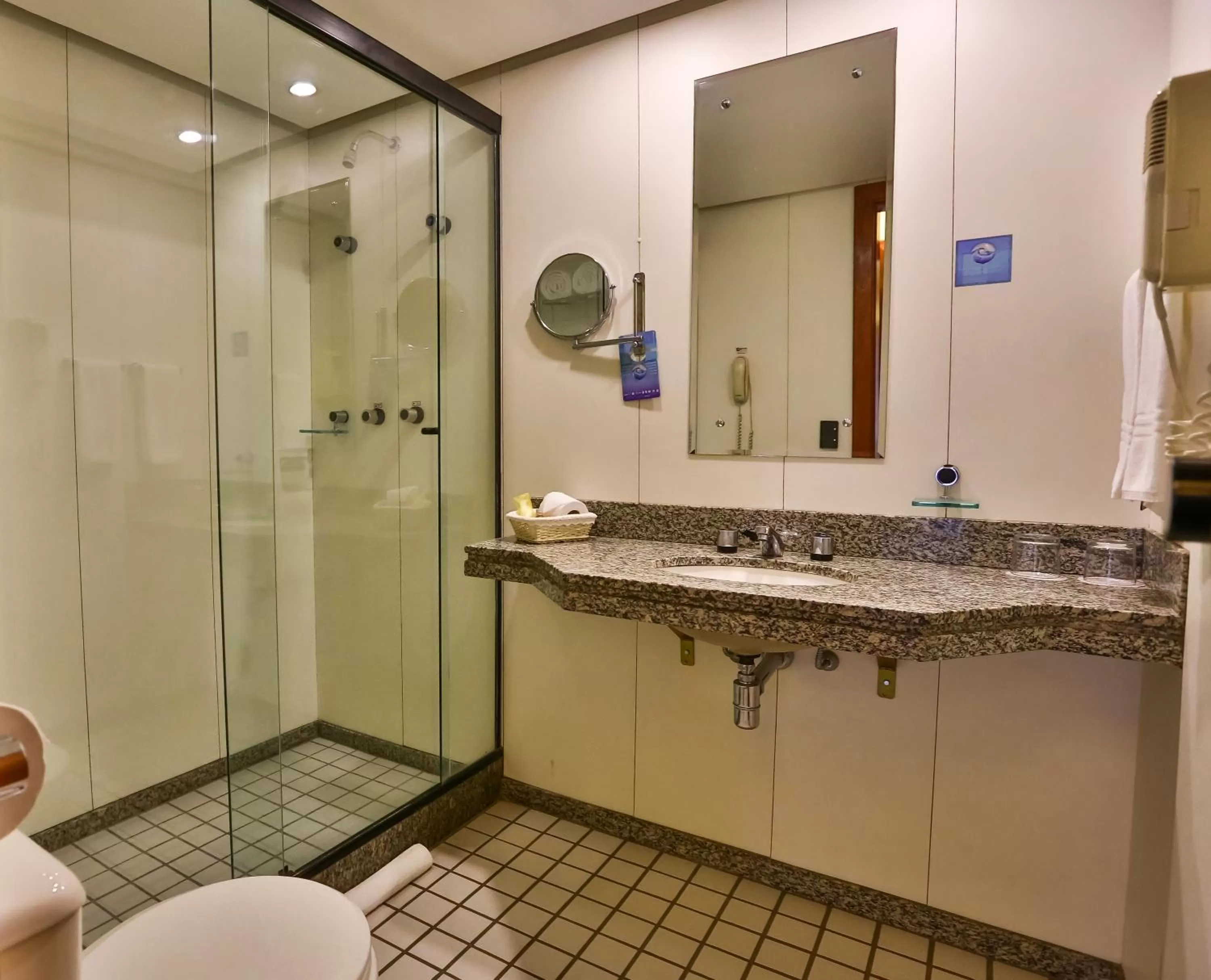 Business Class Suite in Metropolitan Hotel Brasília