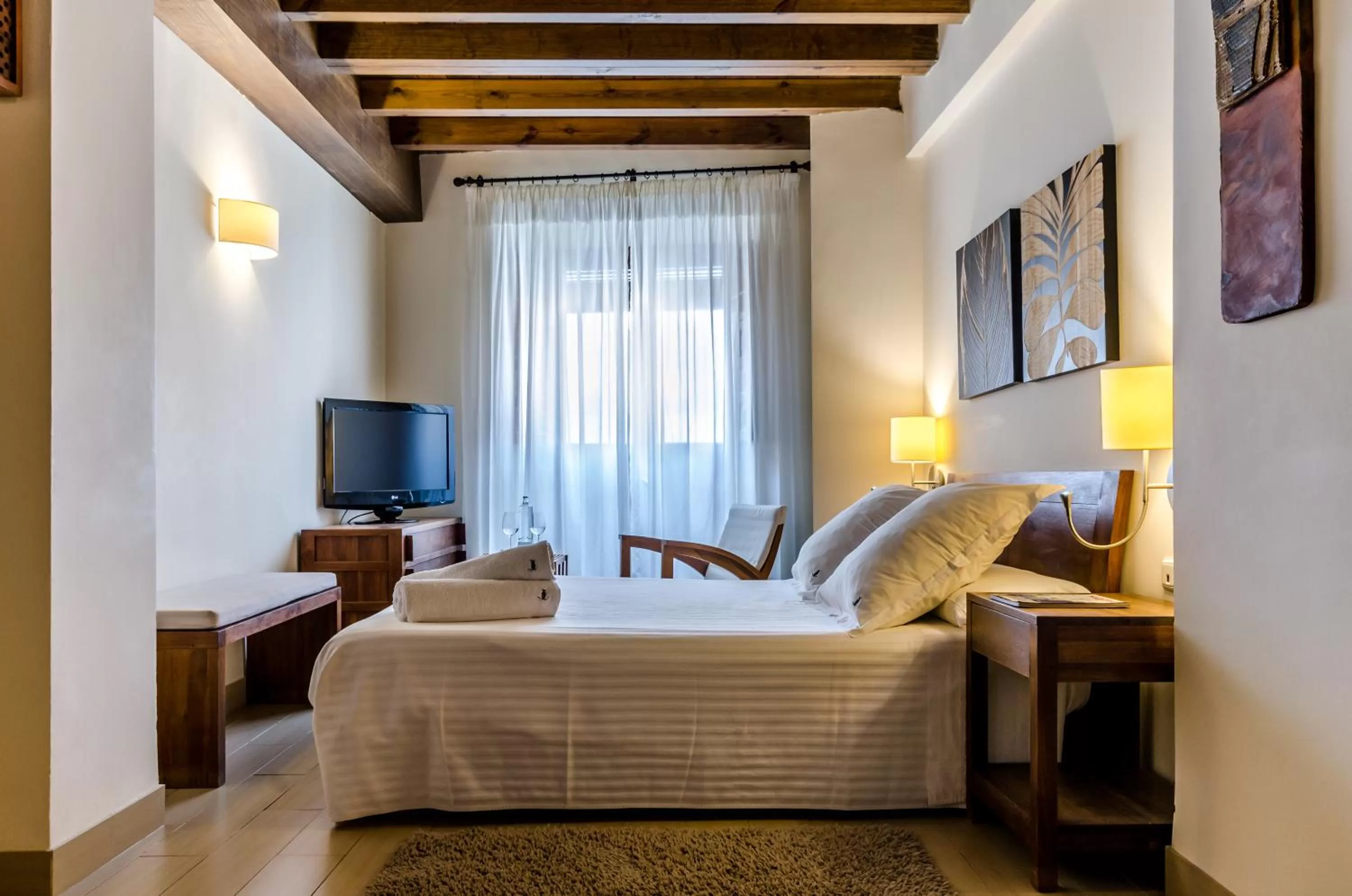 Deluxe Double Room Single Use - single occupancy in YIT Abentofail